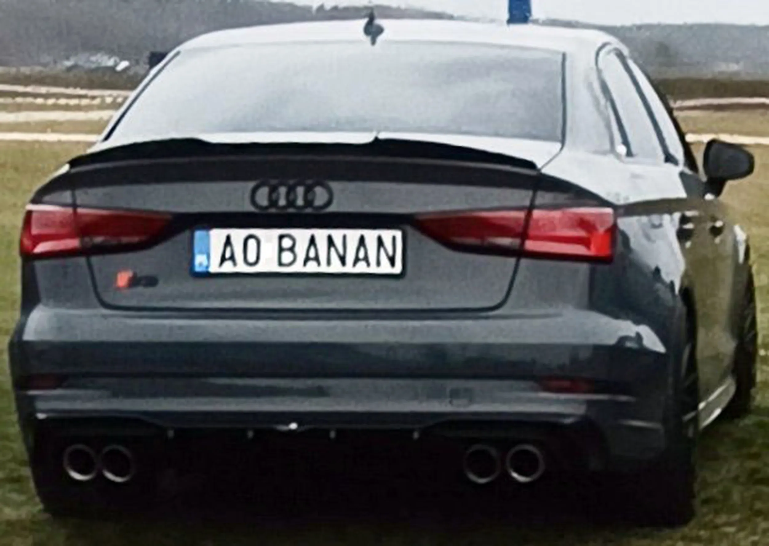 Fajny numer, blacha A0 BANAN