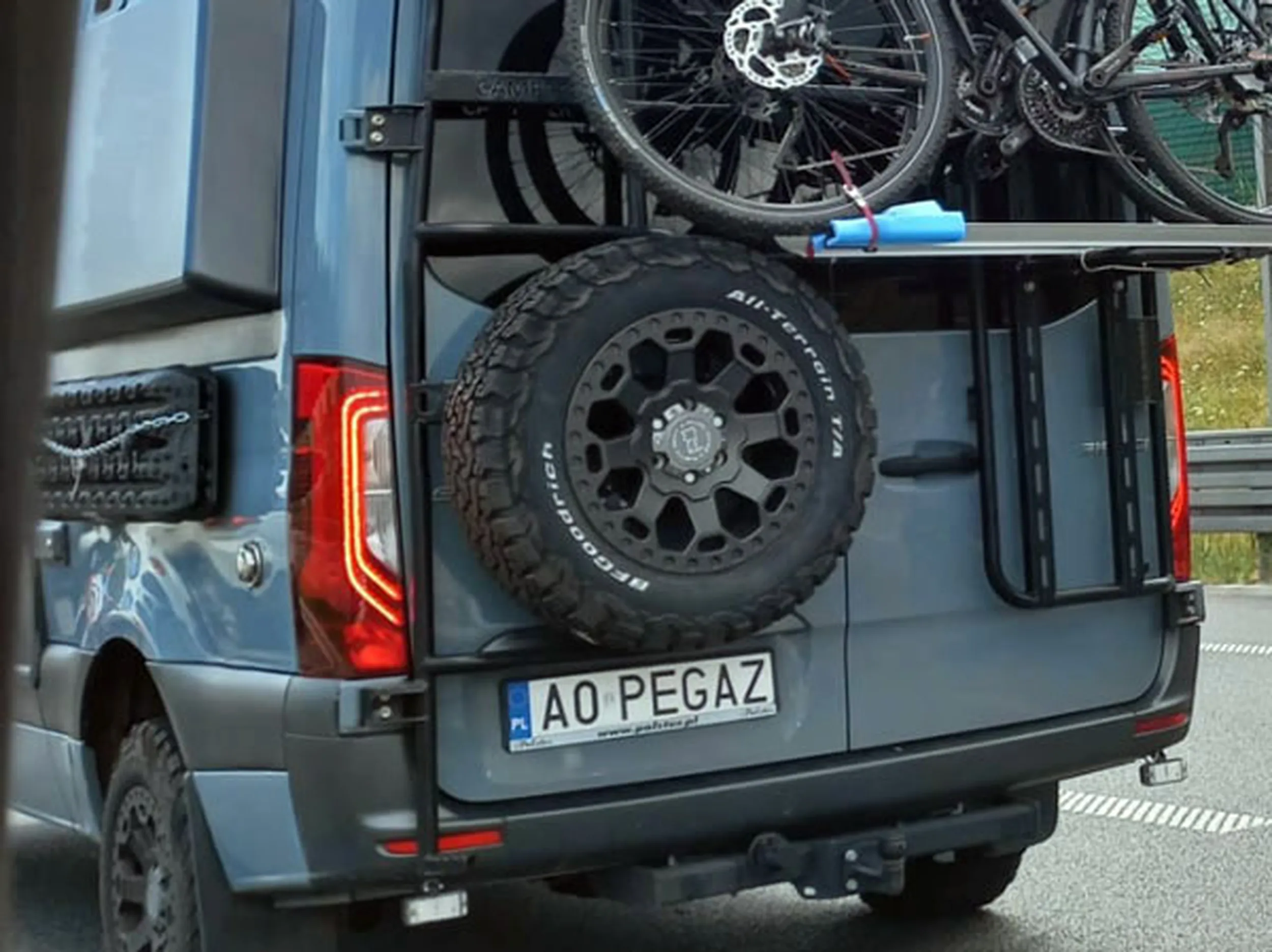 Fajny numer, blacha A0 PEGAZ