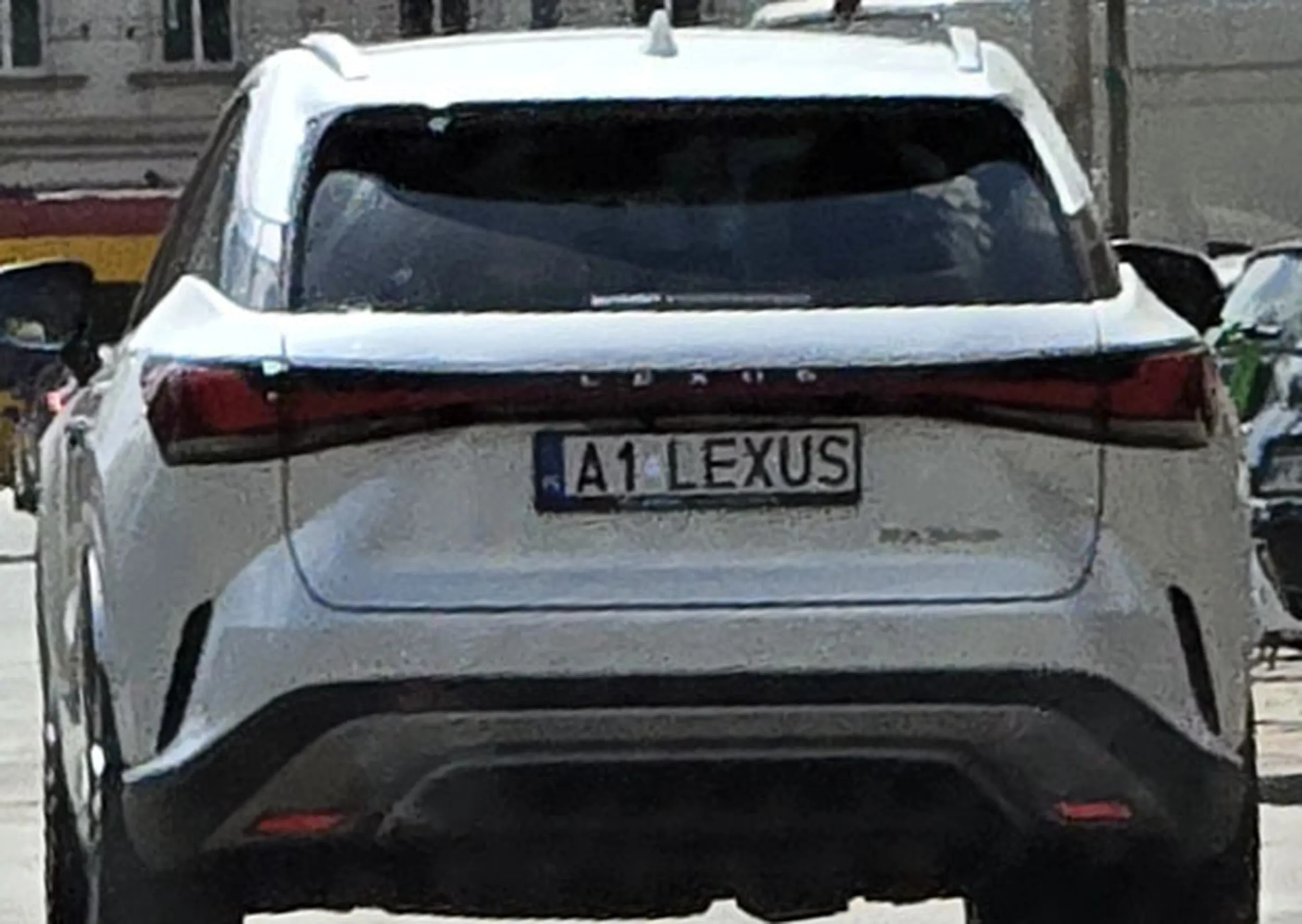 Fajny numer, blacha A1 LEXUS