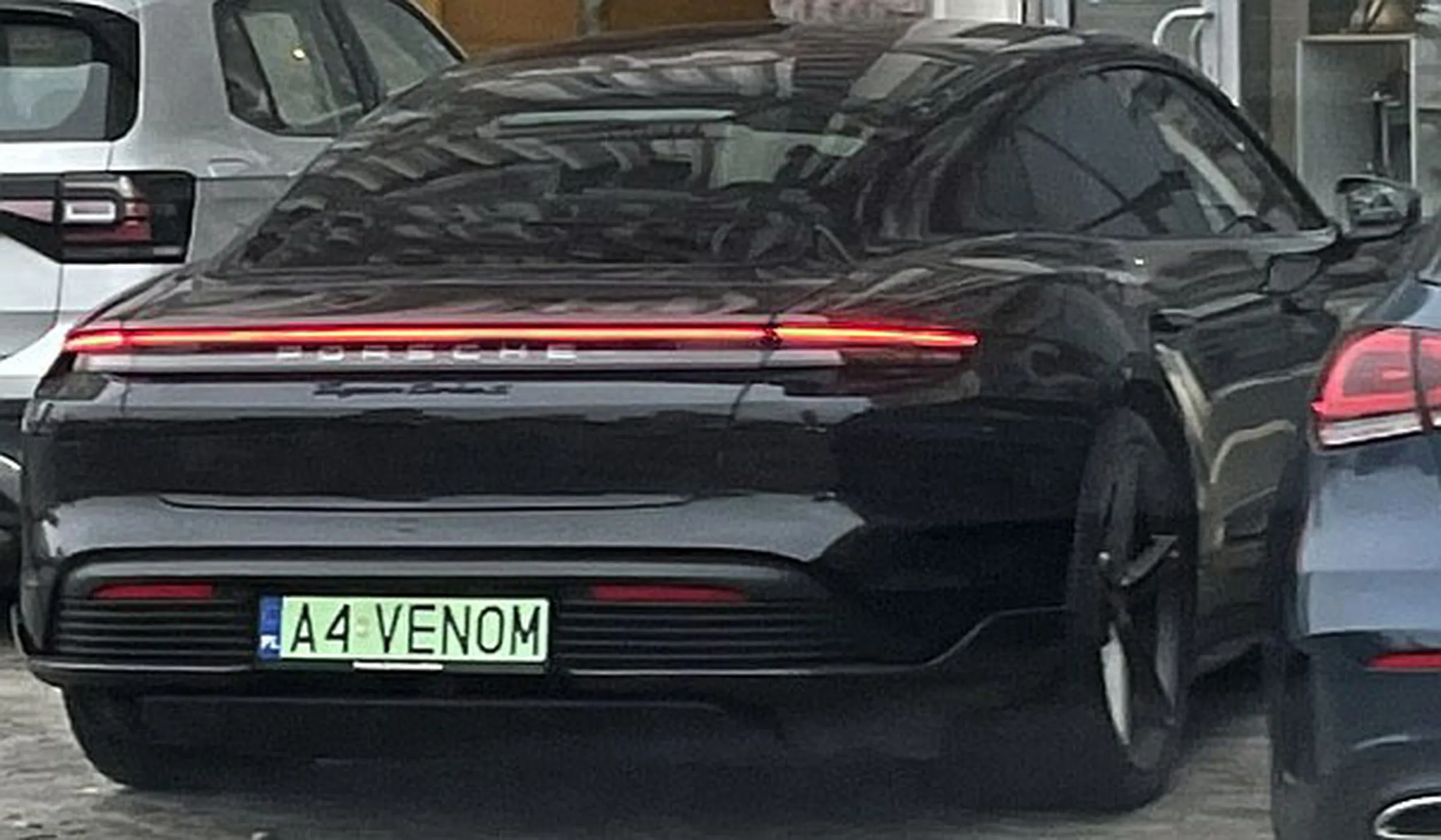 Fajny numer, blacha A4 VENOM