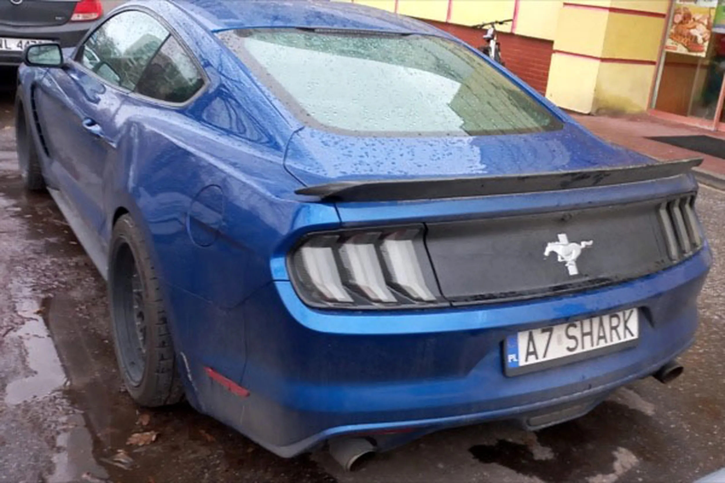 Fajny numer, blacha A7 SHARK