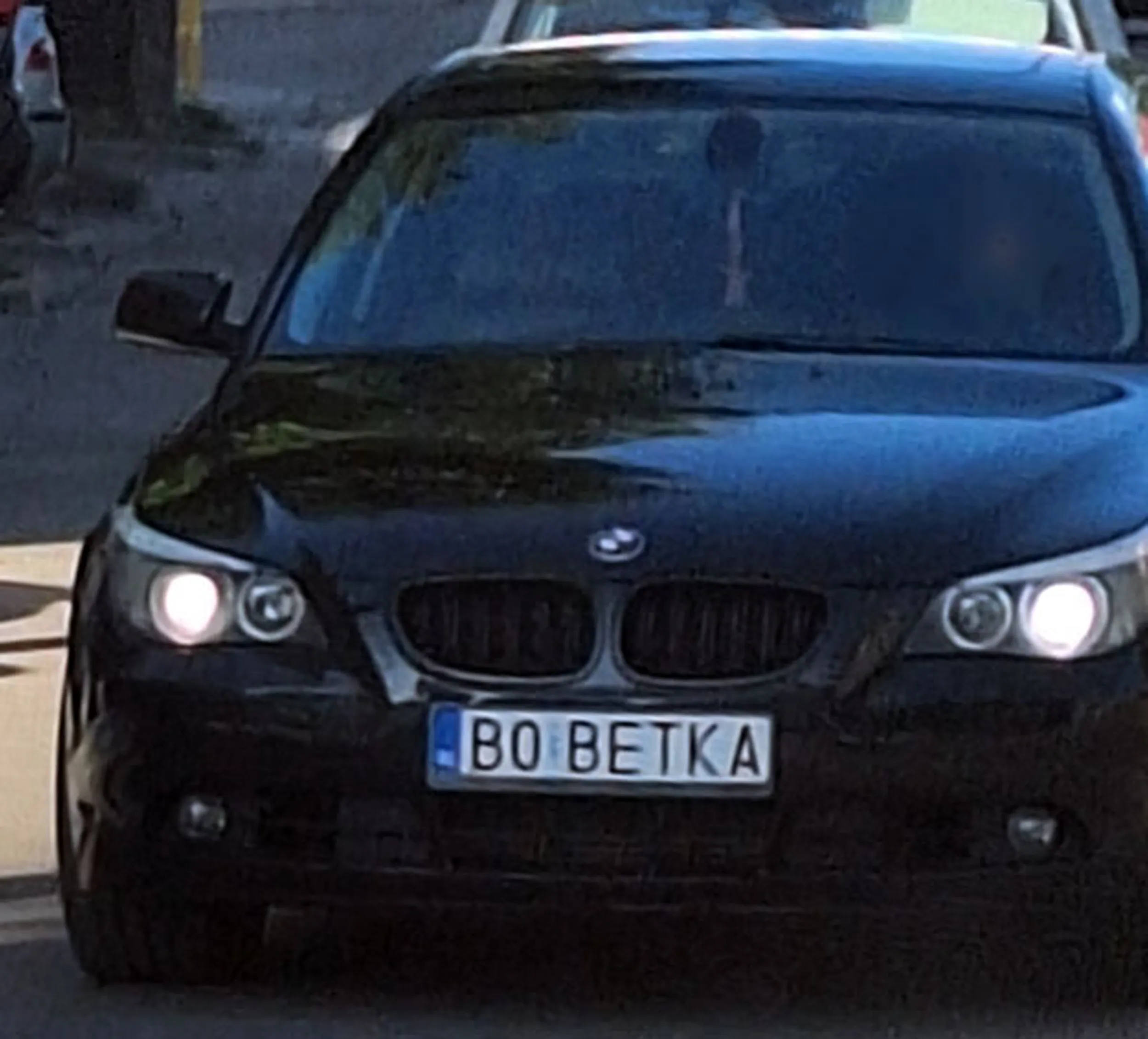 Fajny numer, blacha B0 BETKA