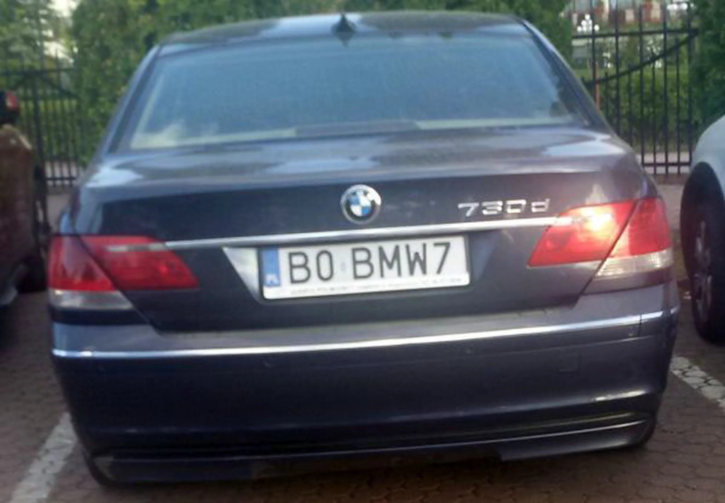 Fajny numer, blacha B0 BMW7