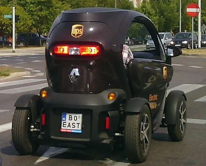 Fajny numer, blacha B0 EAST