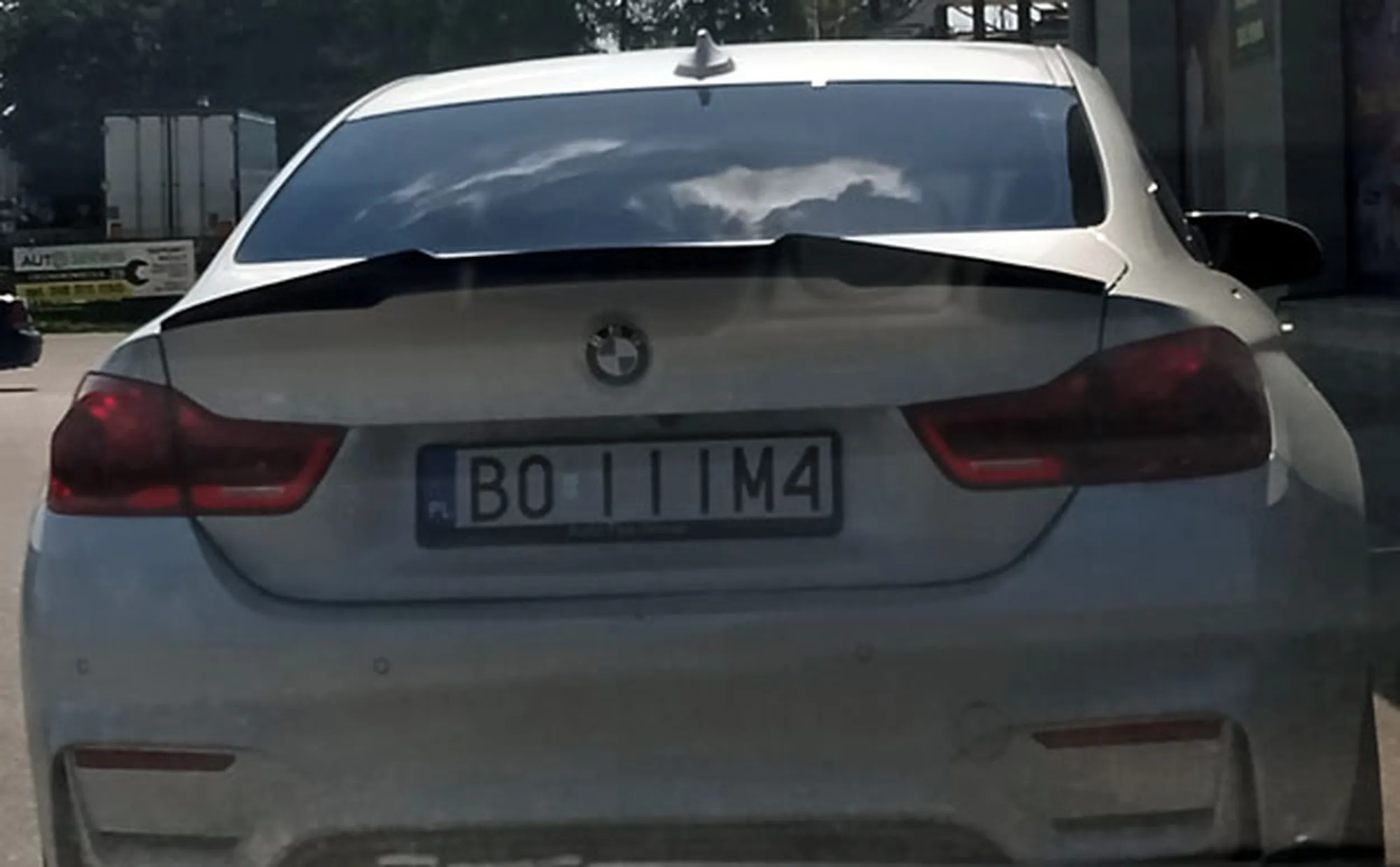 Fajny numer, blacha B0 IIIM4