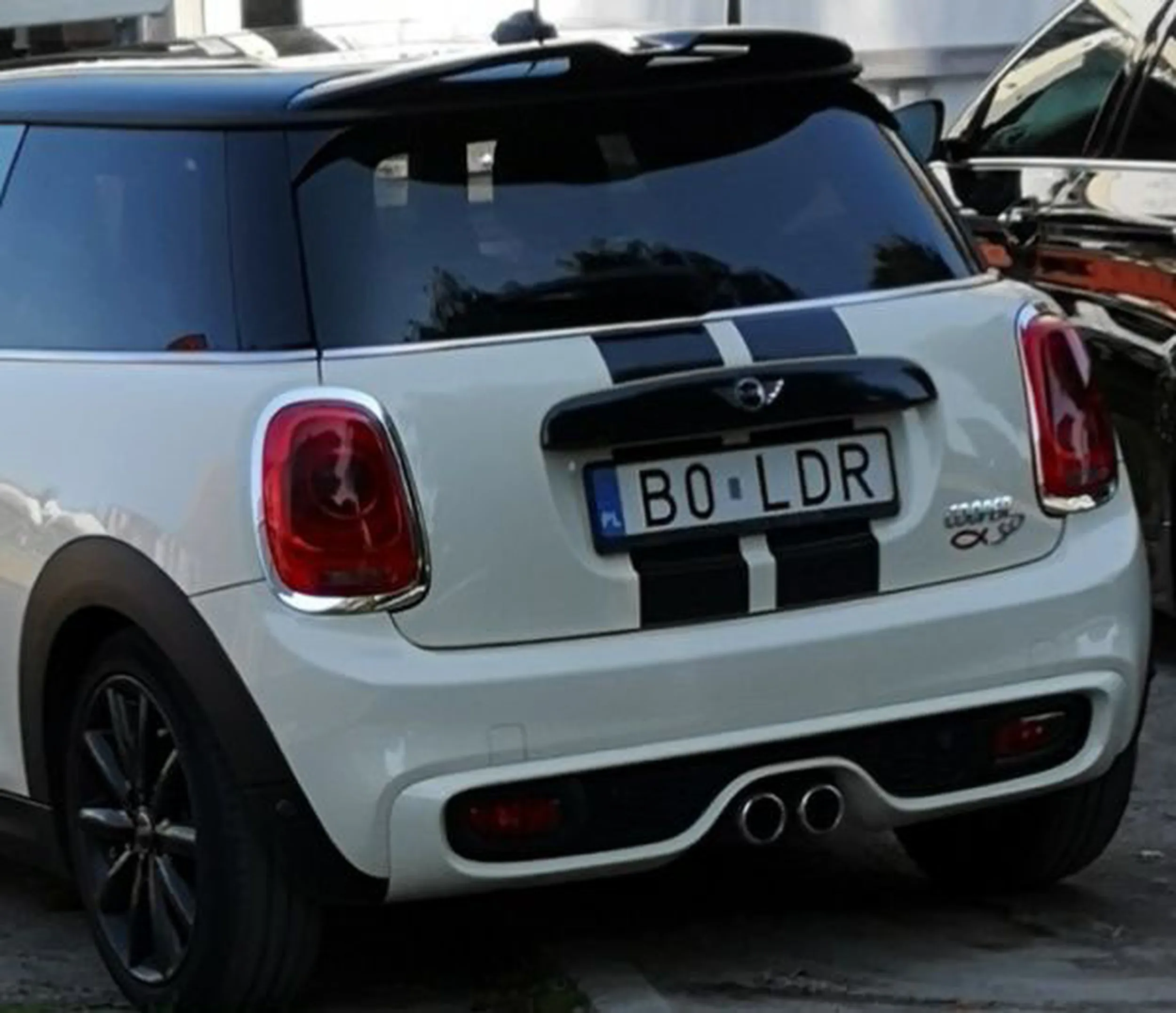 Fajny numer, blacha B0 LDR