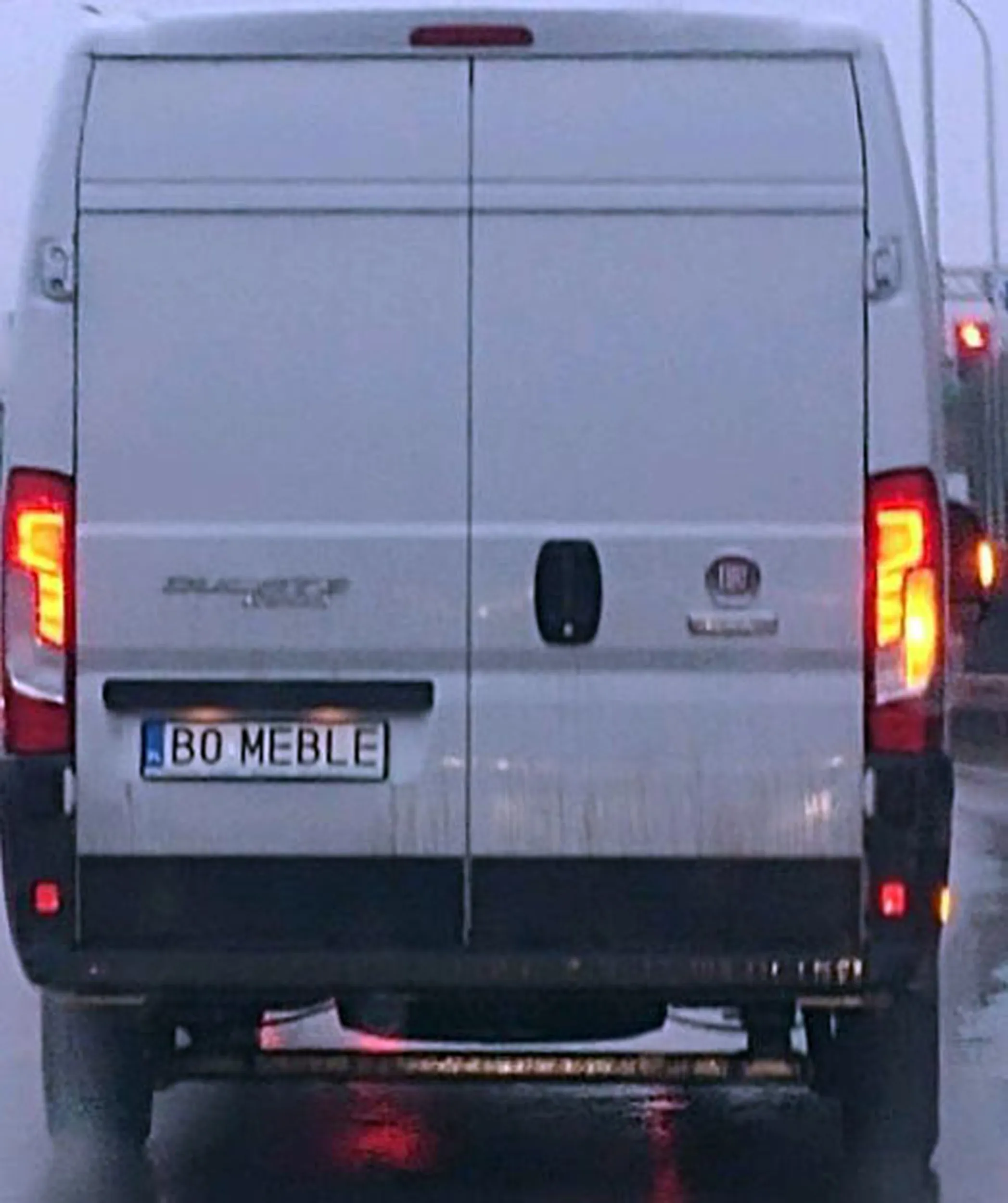 Fajny numer, blacha B0 MEBLE