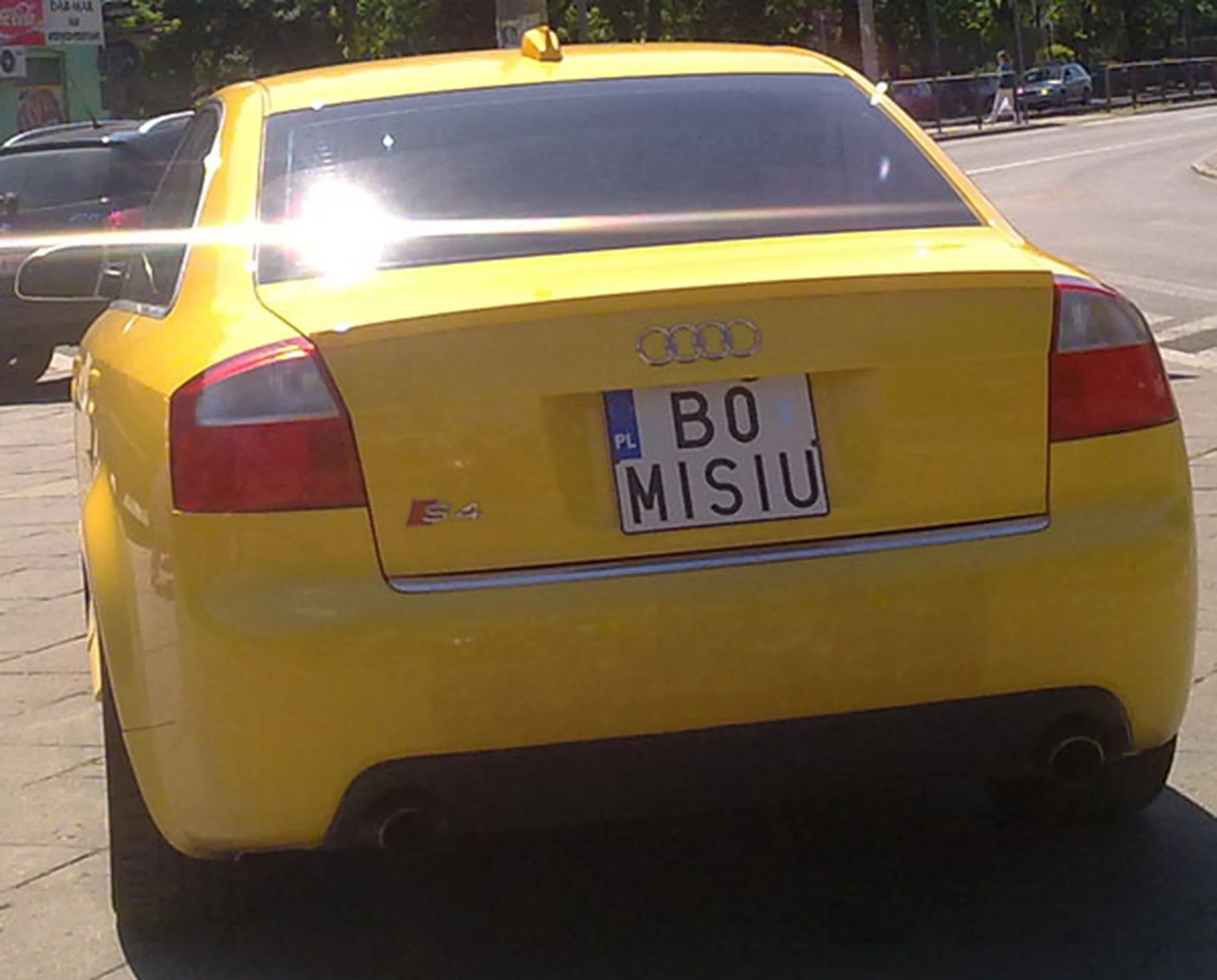 Fajny numer, blacha B0 MISIU