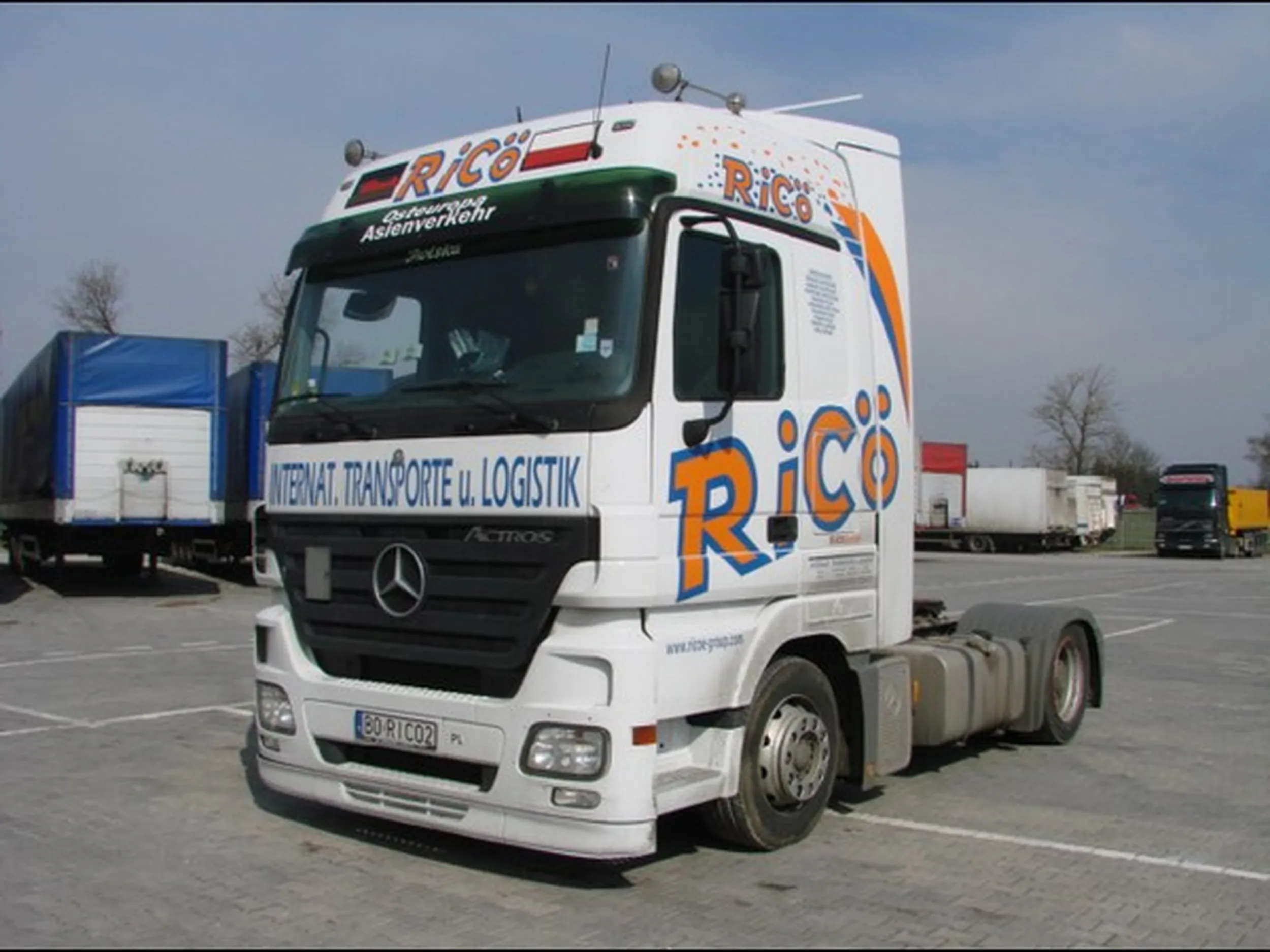 Fajny numer, blacha B0 RICO2