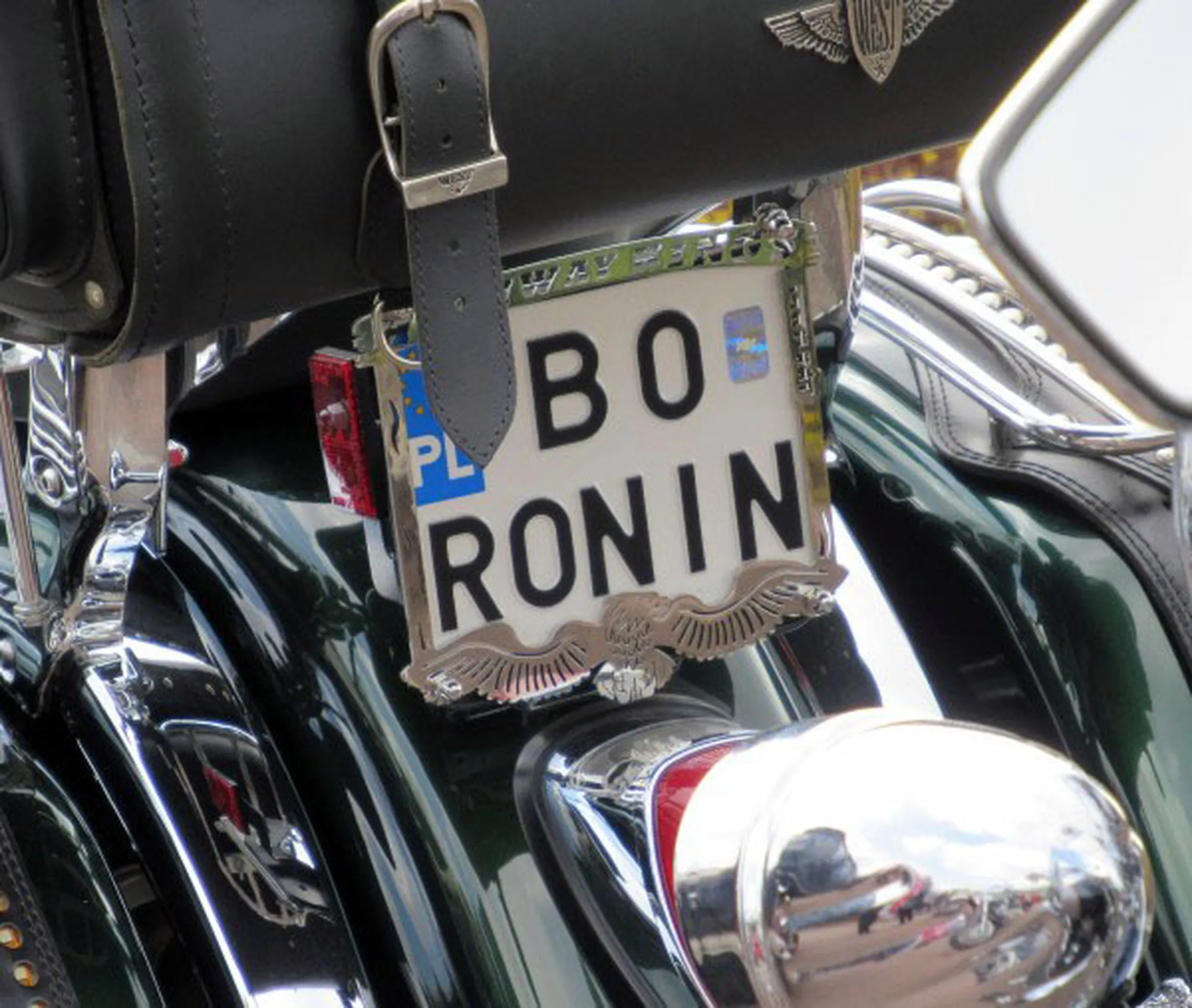 Fajny numer, blacha B0 RONIN