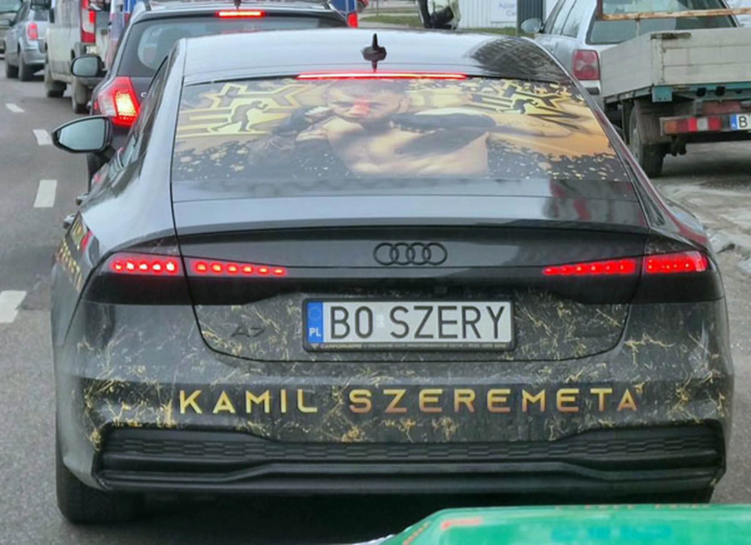 Fajny numer, blacha B0 SZERY