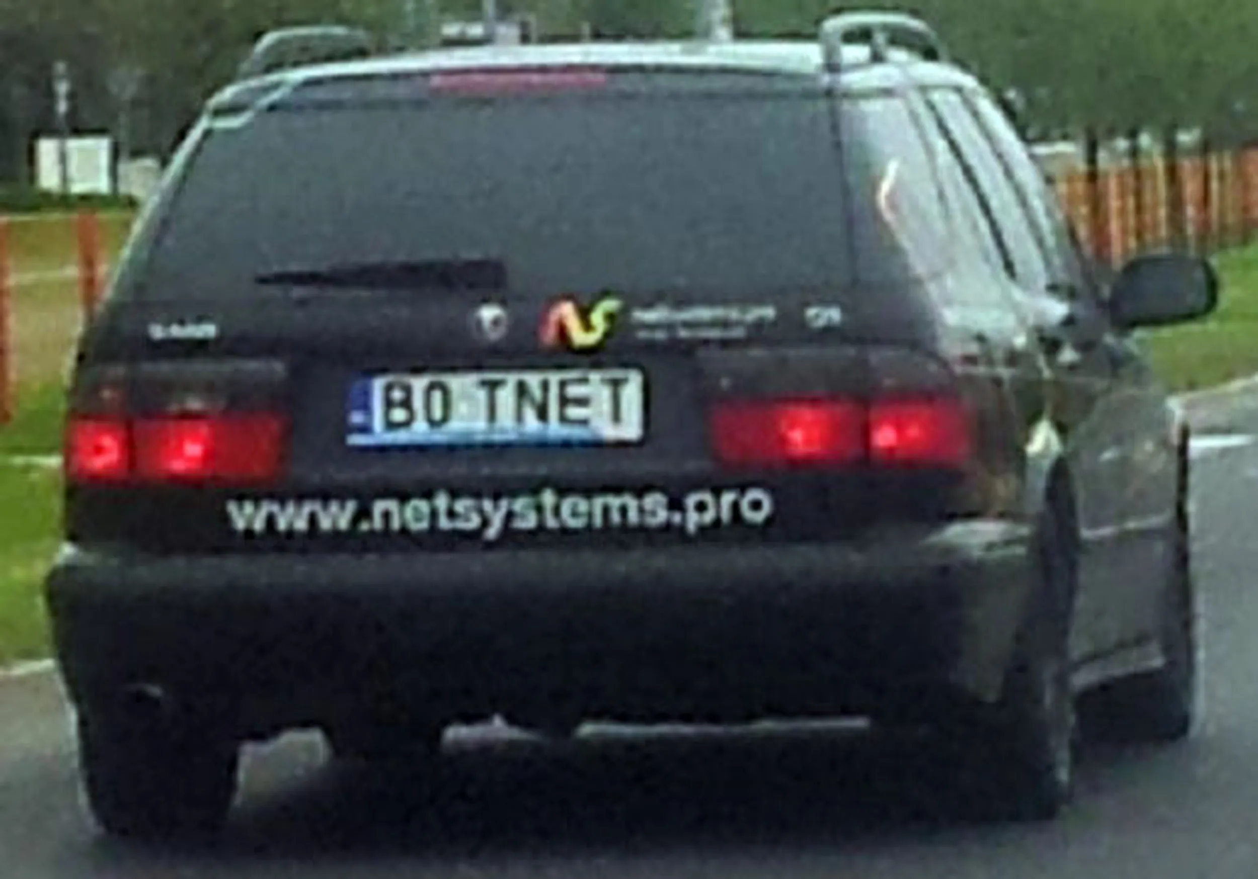 Fajny numer, blacha B0 TNET