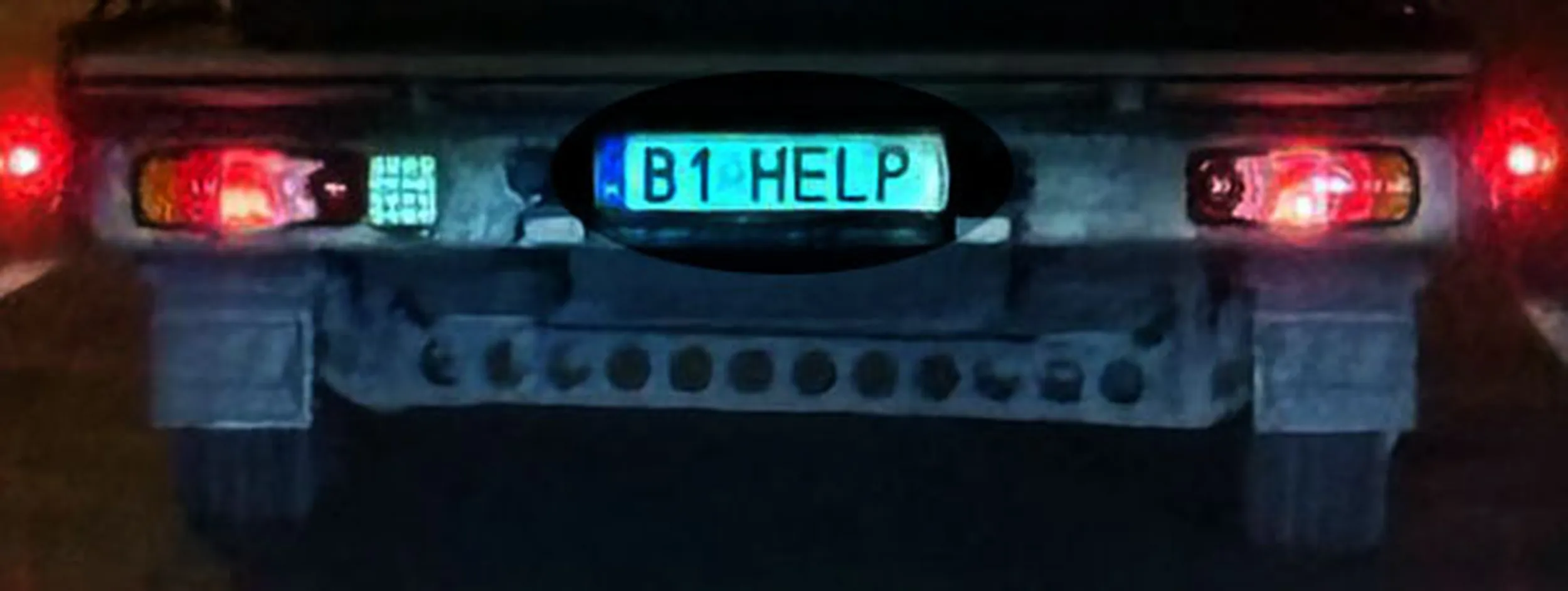 Fajny numer, blacha B1 HELP