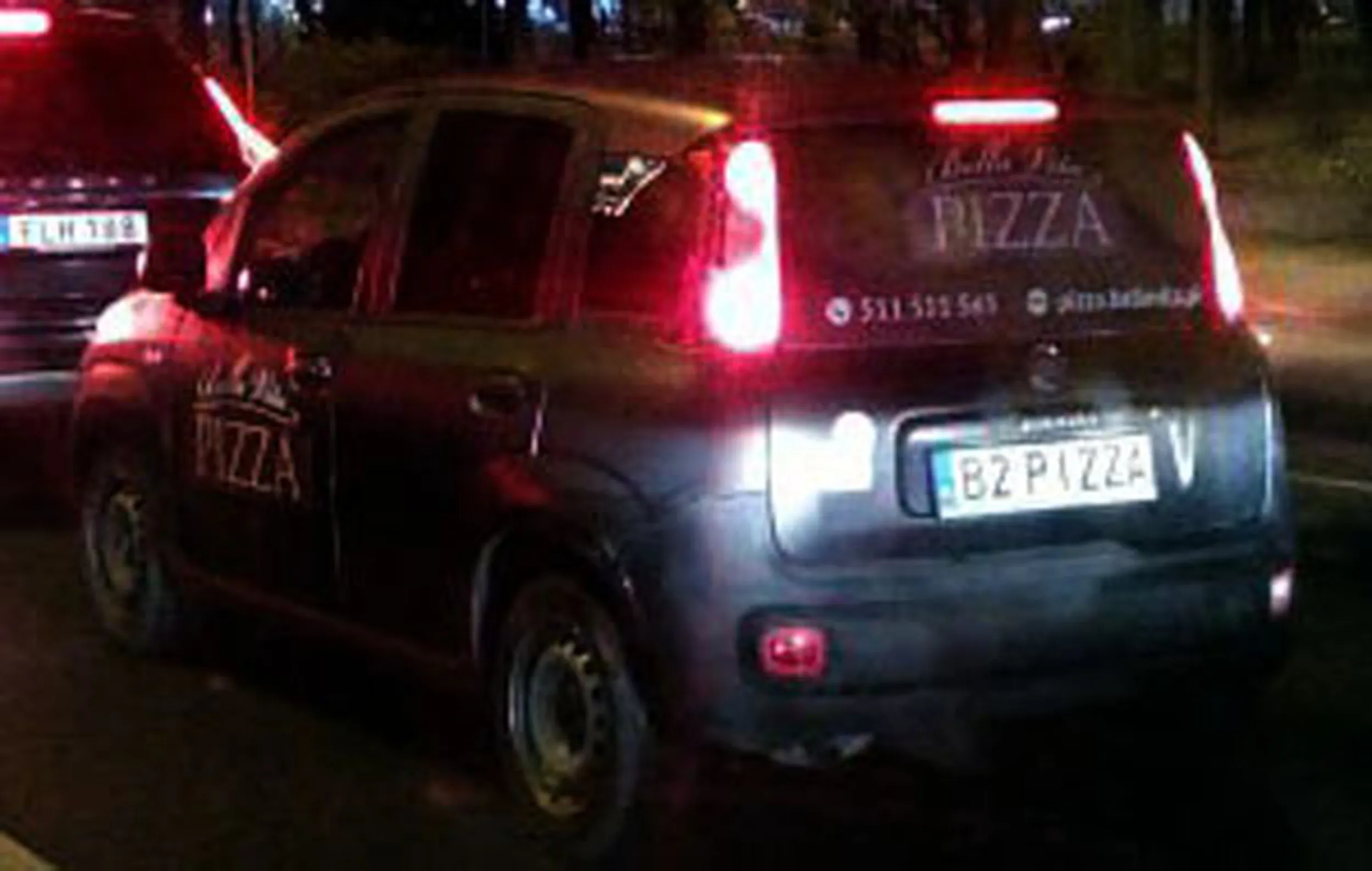 Fajny numer, blacha B2 PIZZA