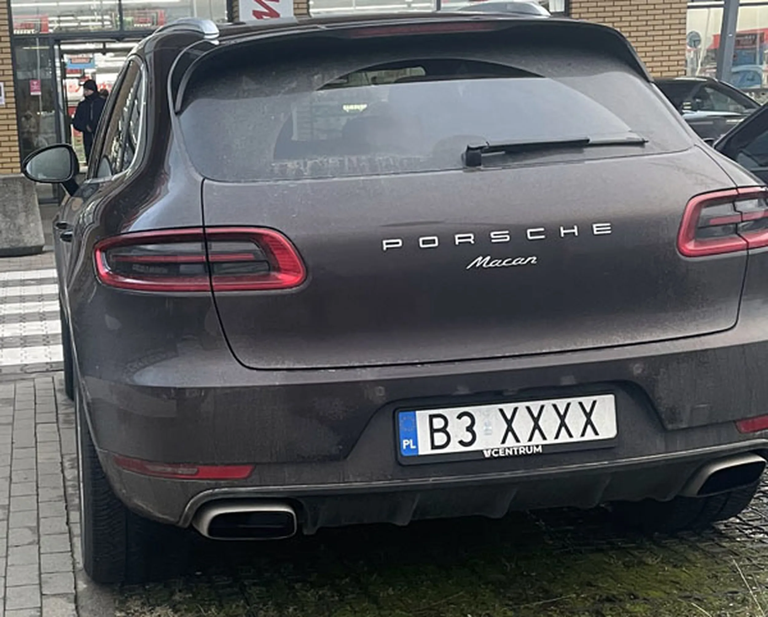 Fajny numer, blacha B3 XXXX