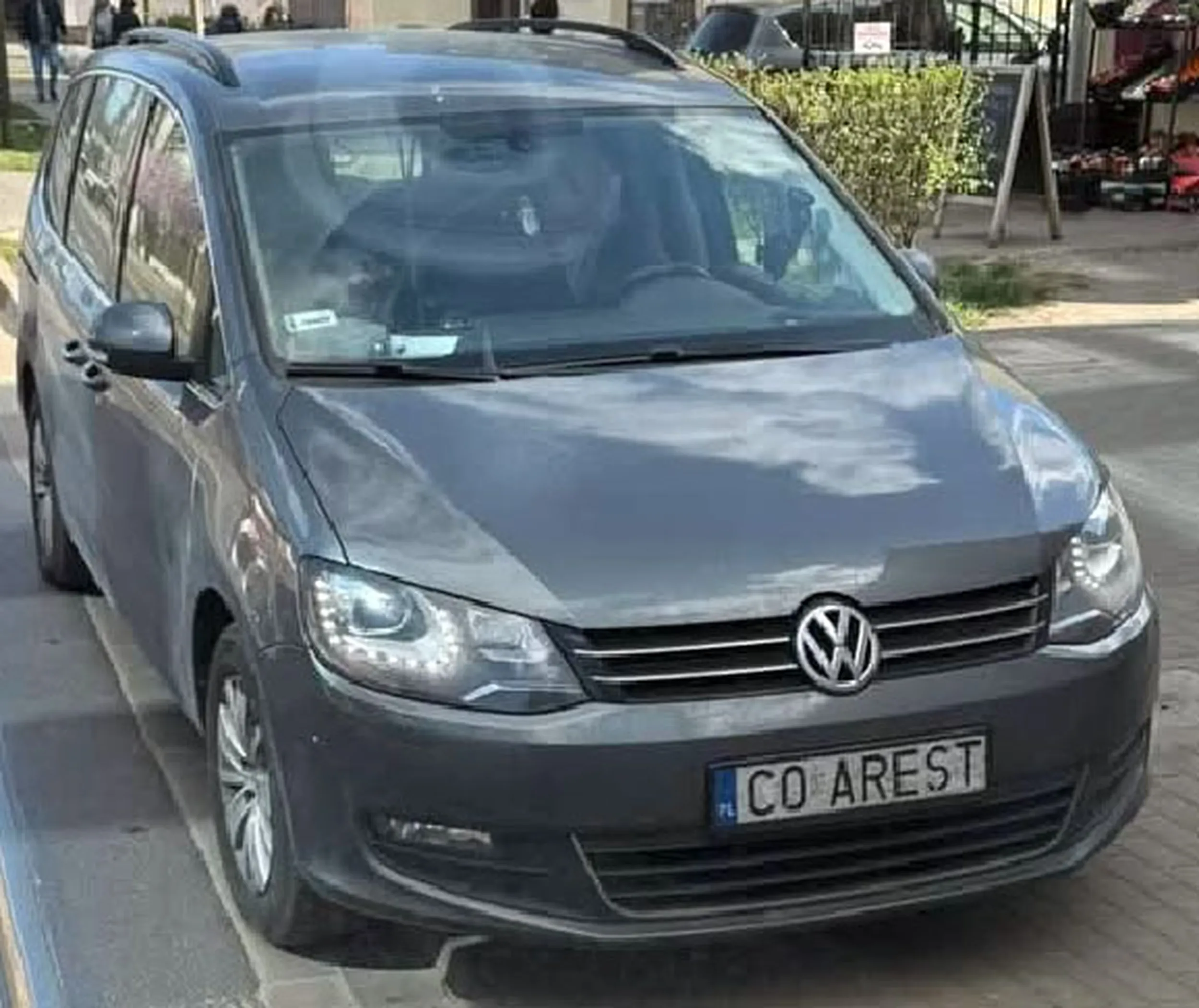 Fajny numer, blacha C0 AREST