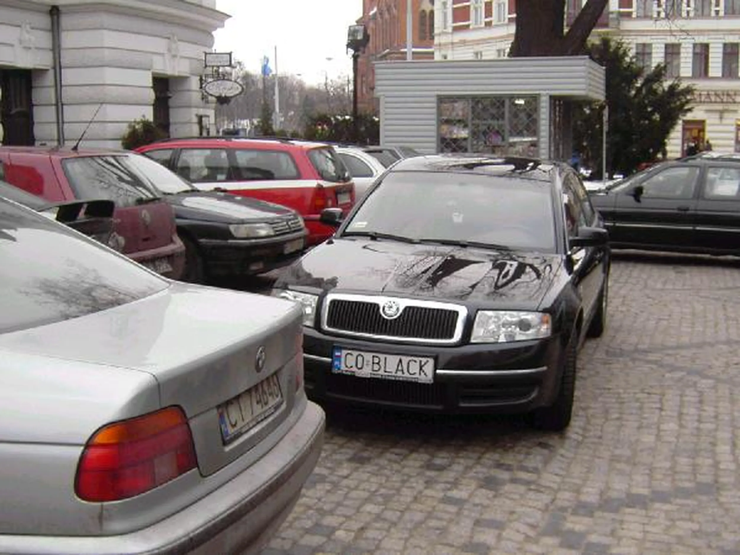 Fajny numer, blacha C0 BLACK