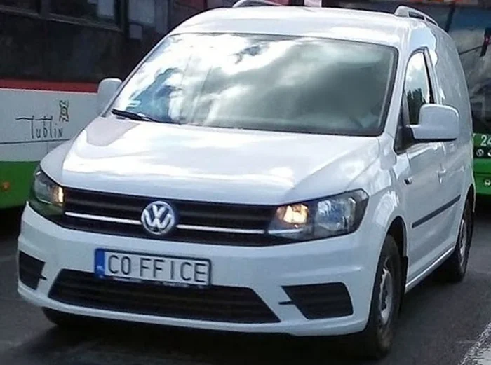 Fajny numer, blacha C0 FFICE