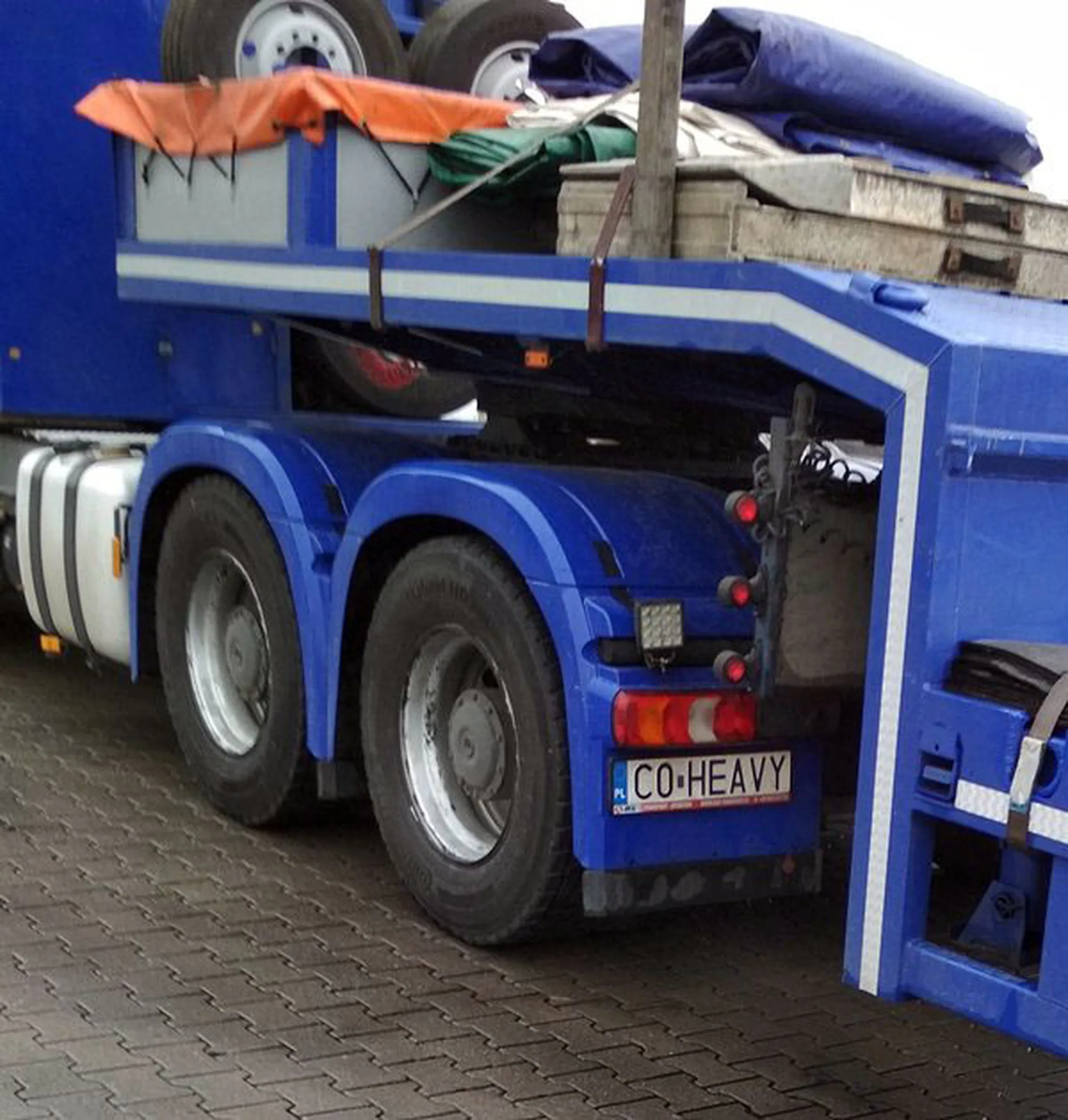 Fajny numer, blacha C0 HEAVY