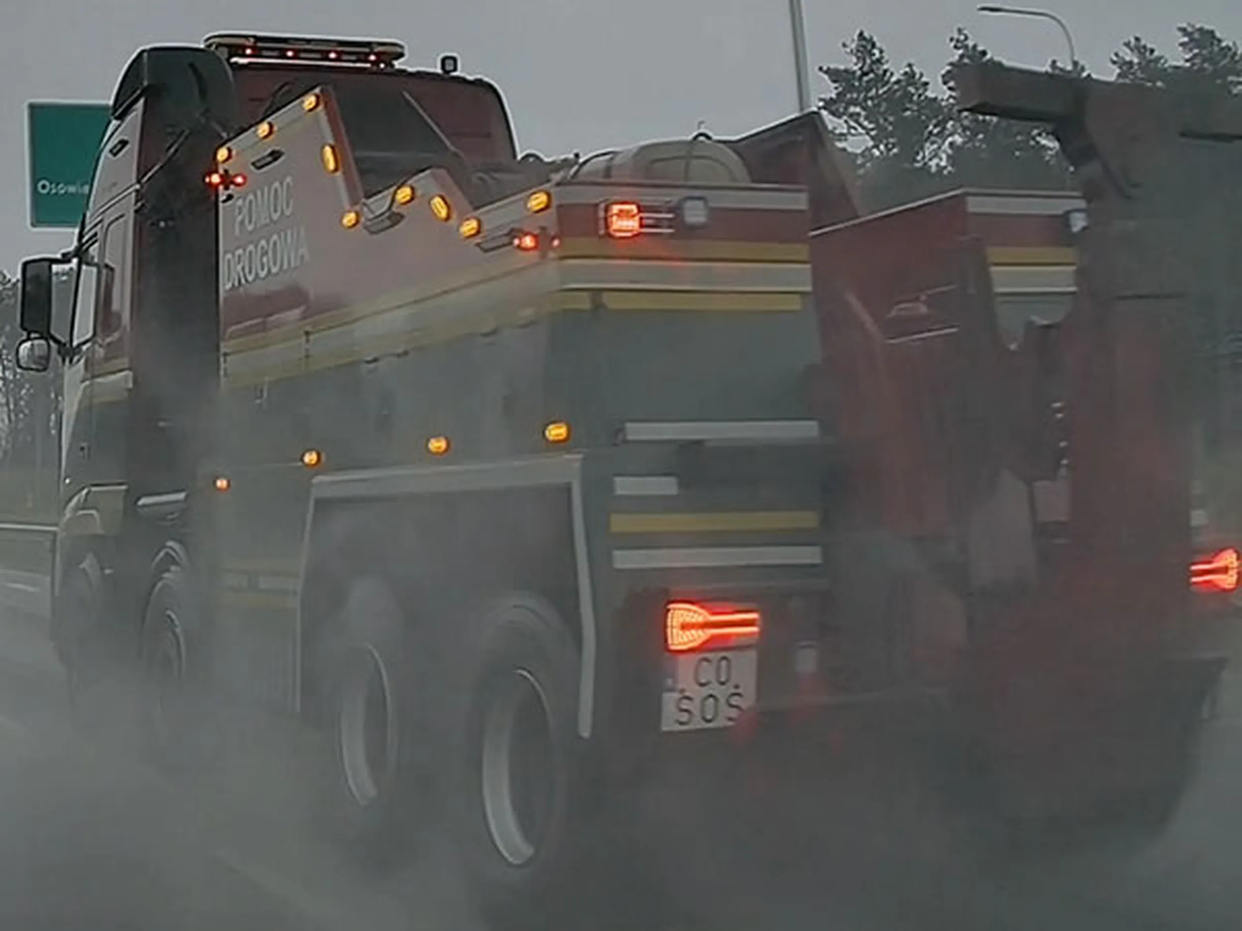 Fajny numer, blacha C0 SOS