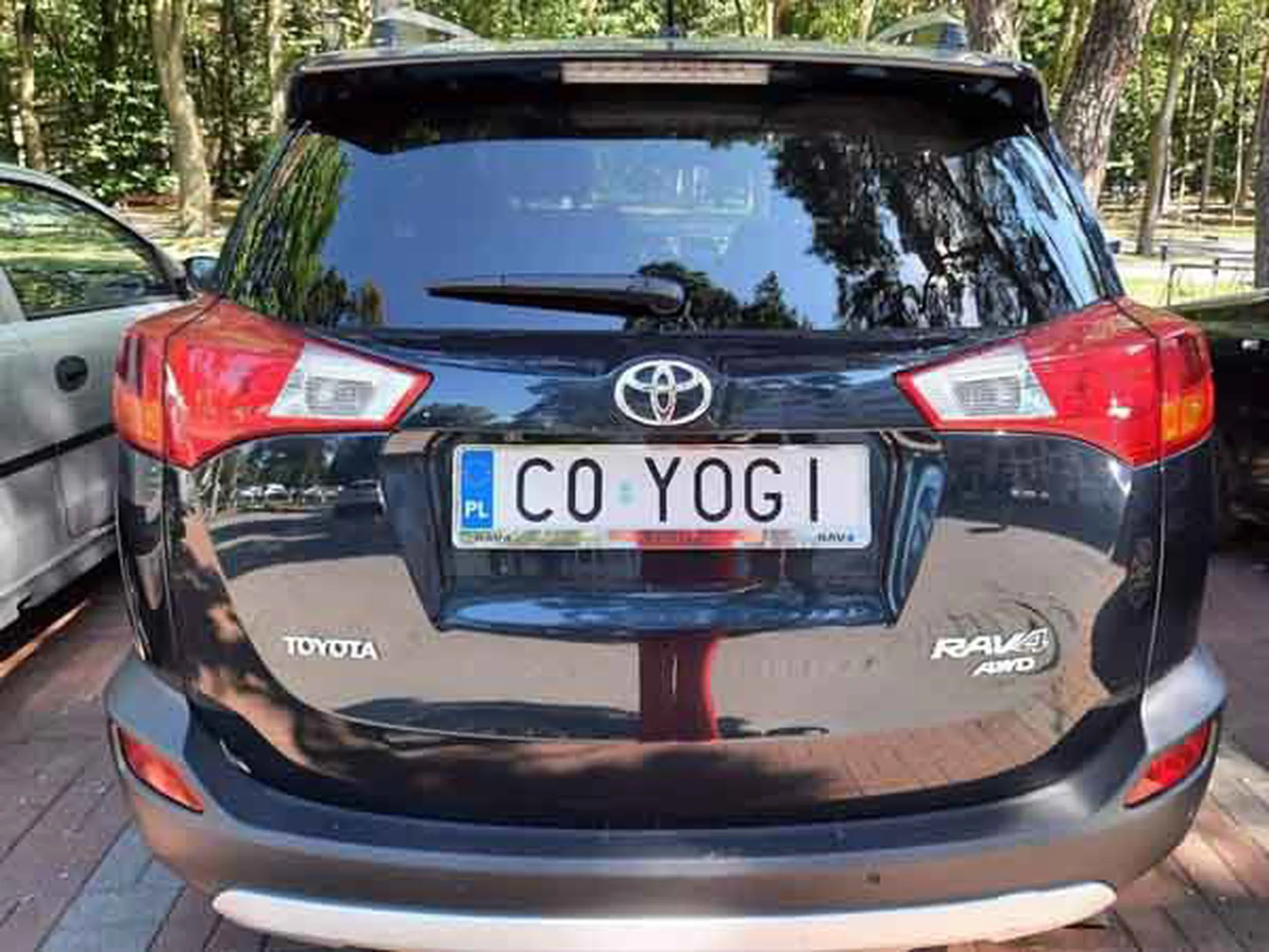 Fajny numer, blacha C0 YOGI