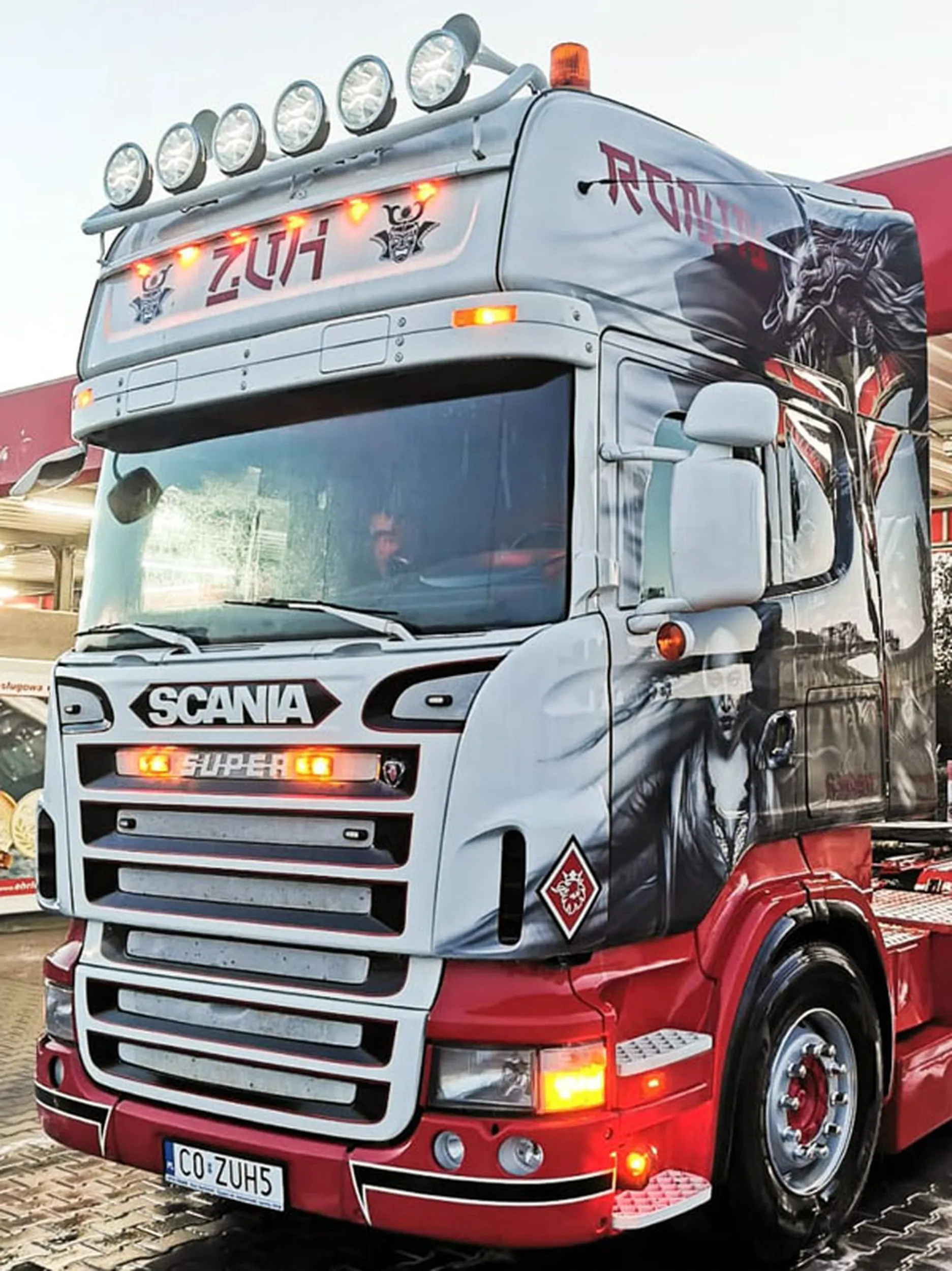 Fajny numer, blacha C0 ZUH5