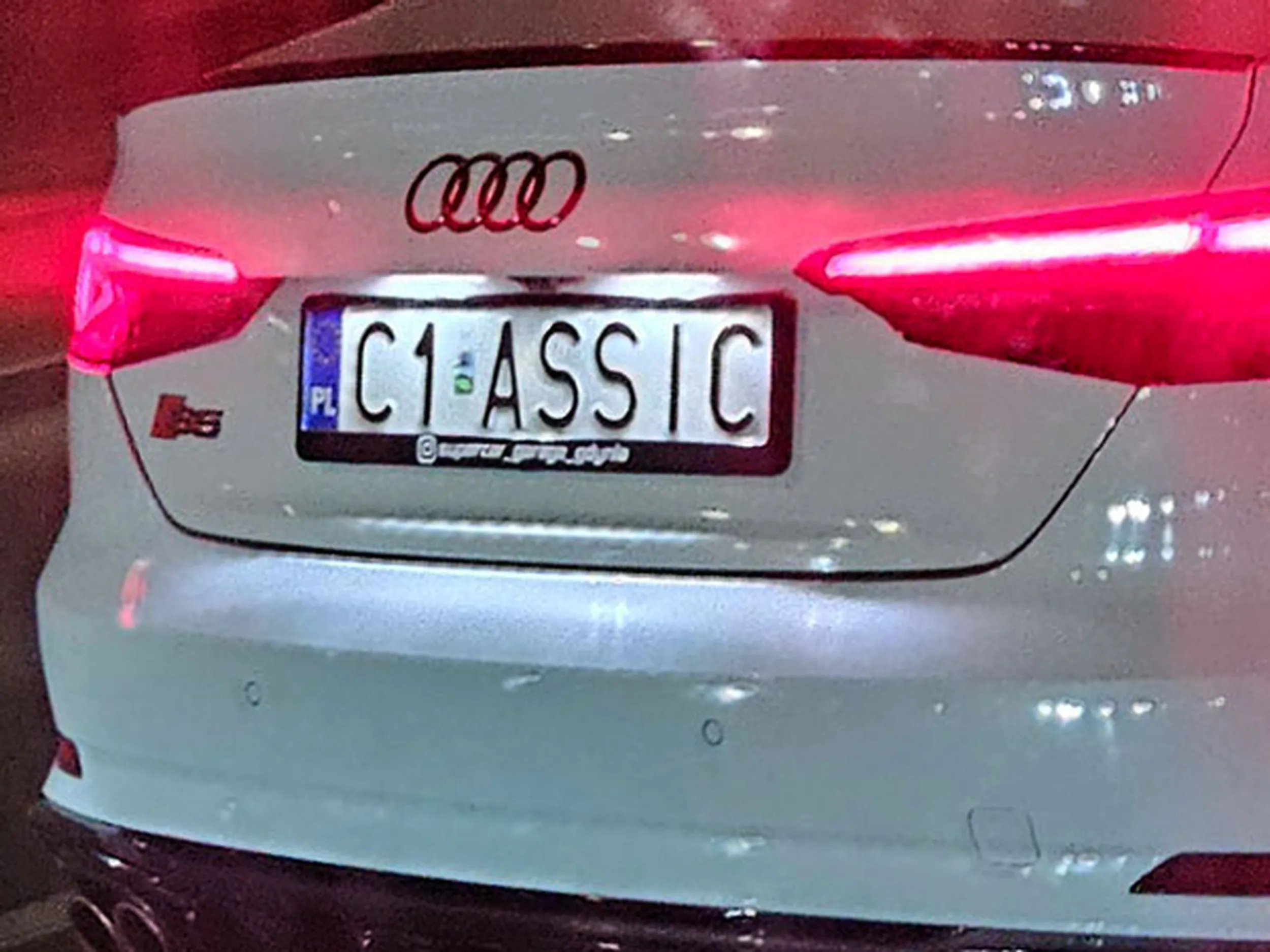 Fajny numer, blacha C1 ASSIC