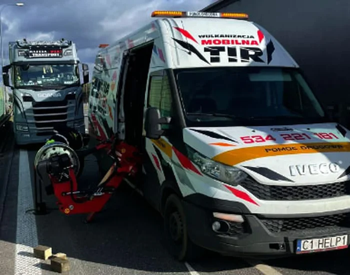 Fajny numer, blacha C1 HELP1