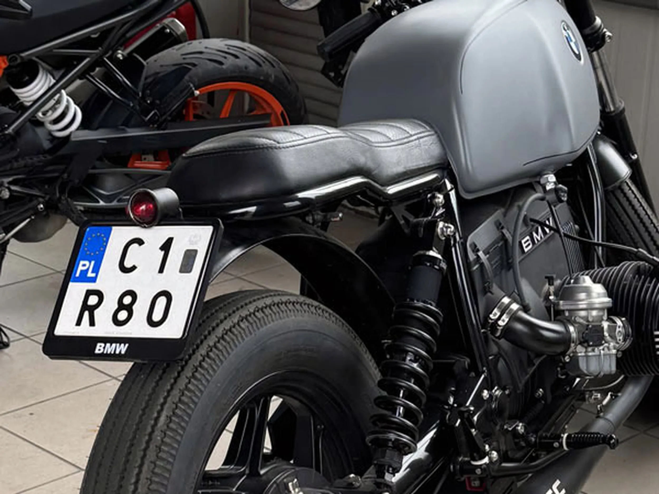 Fajny numer, blacha C1 R80