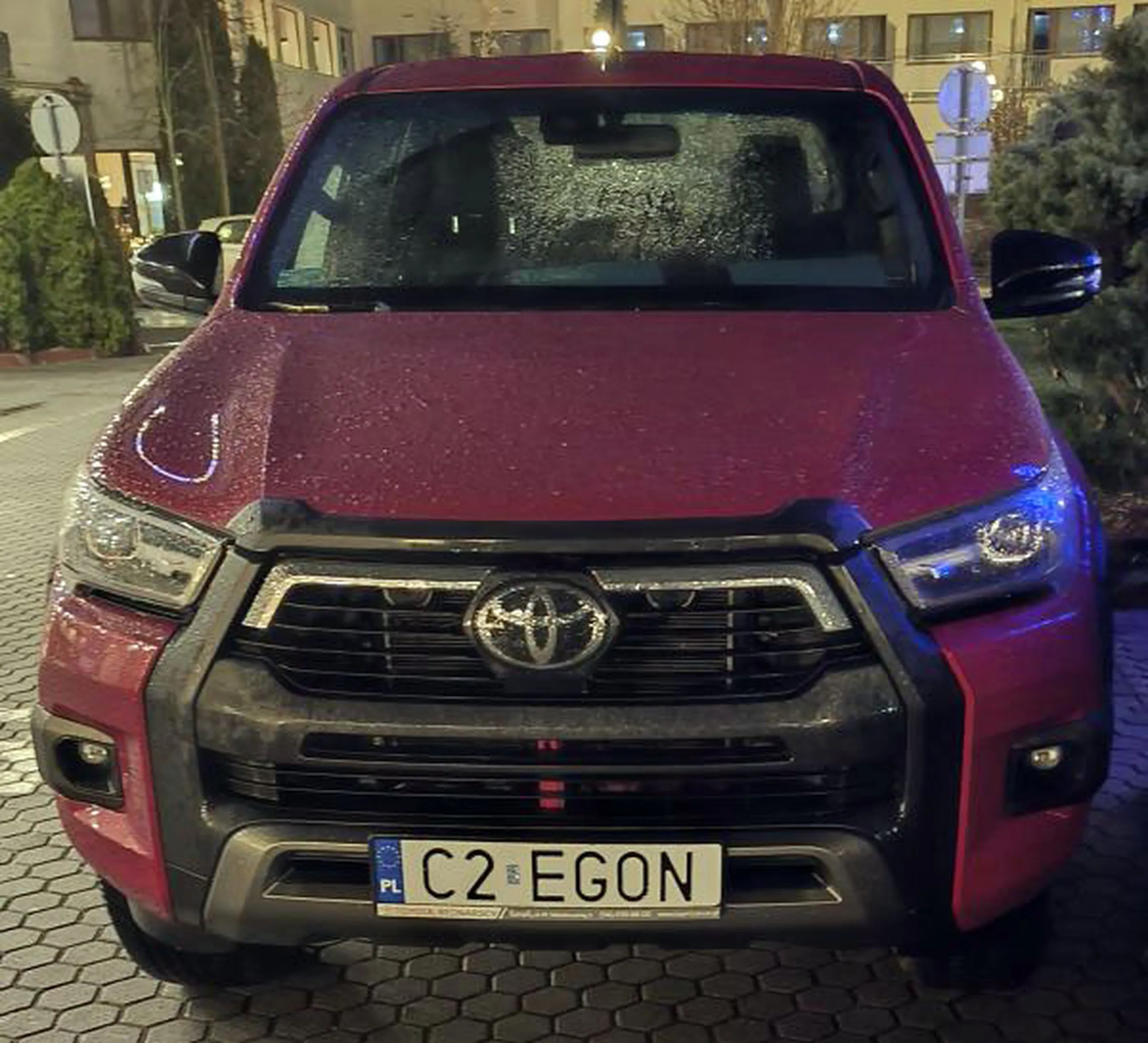 Fajny numer, blacha C2 EGON