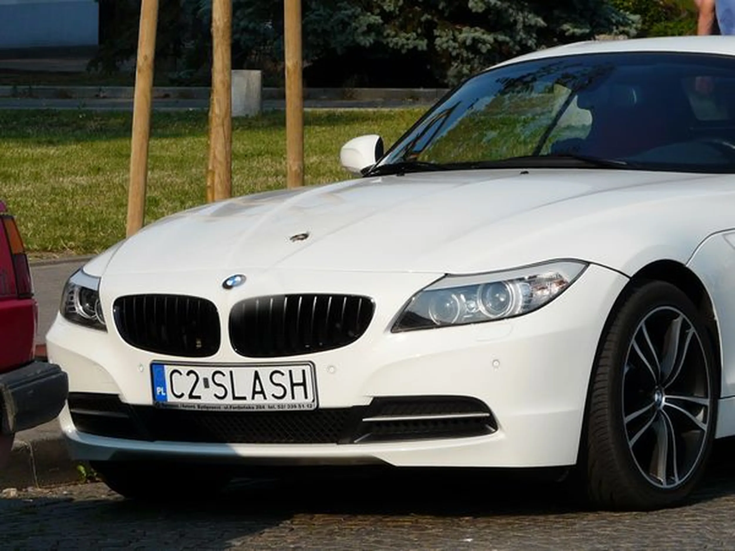 Fajny numer, blacha C2 SLASH