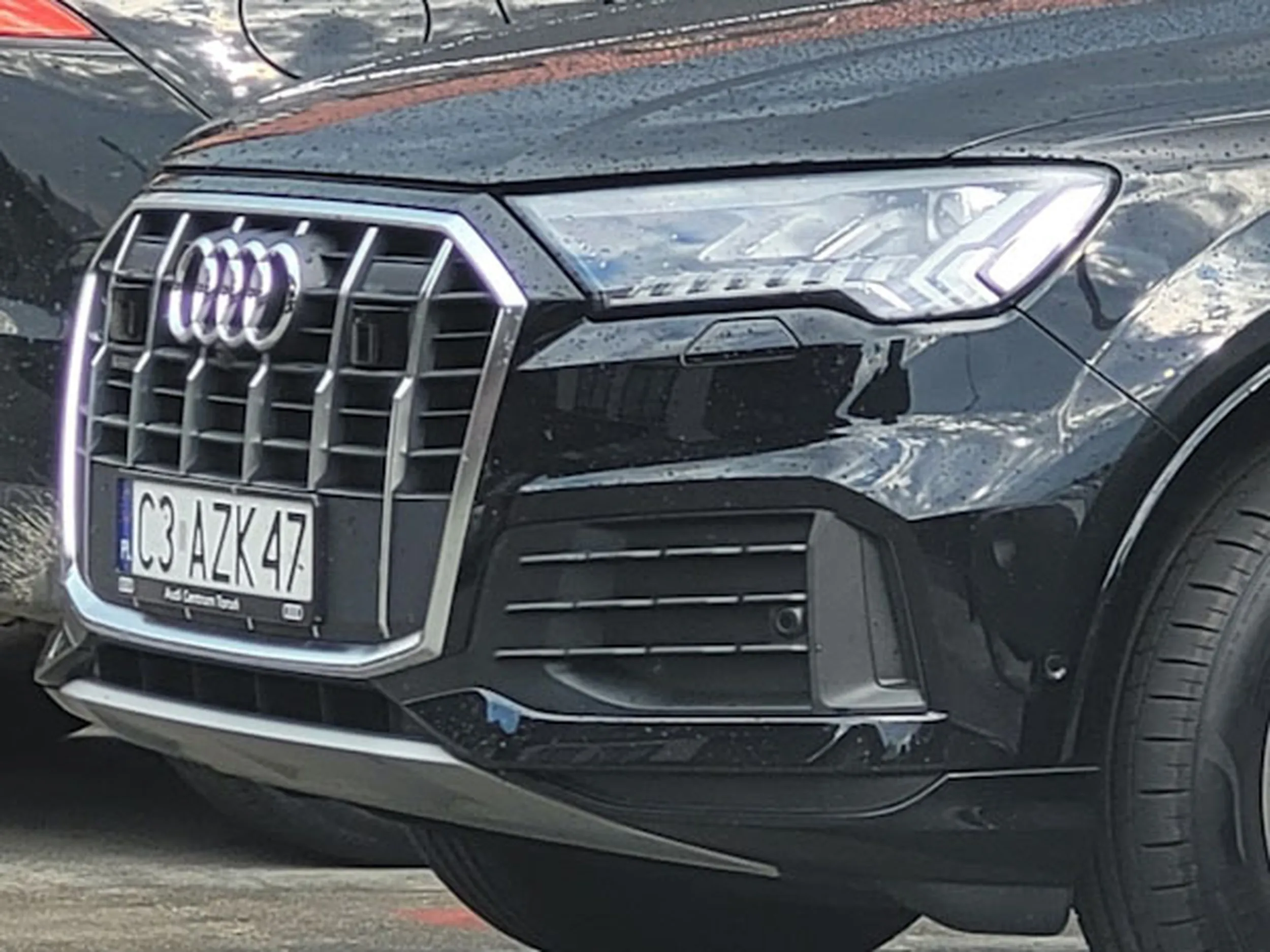 Fajny numer, blacha C3 AZK47