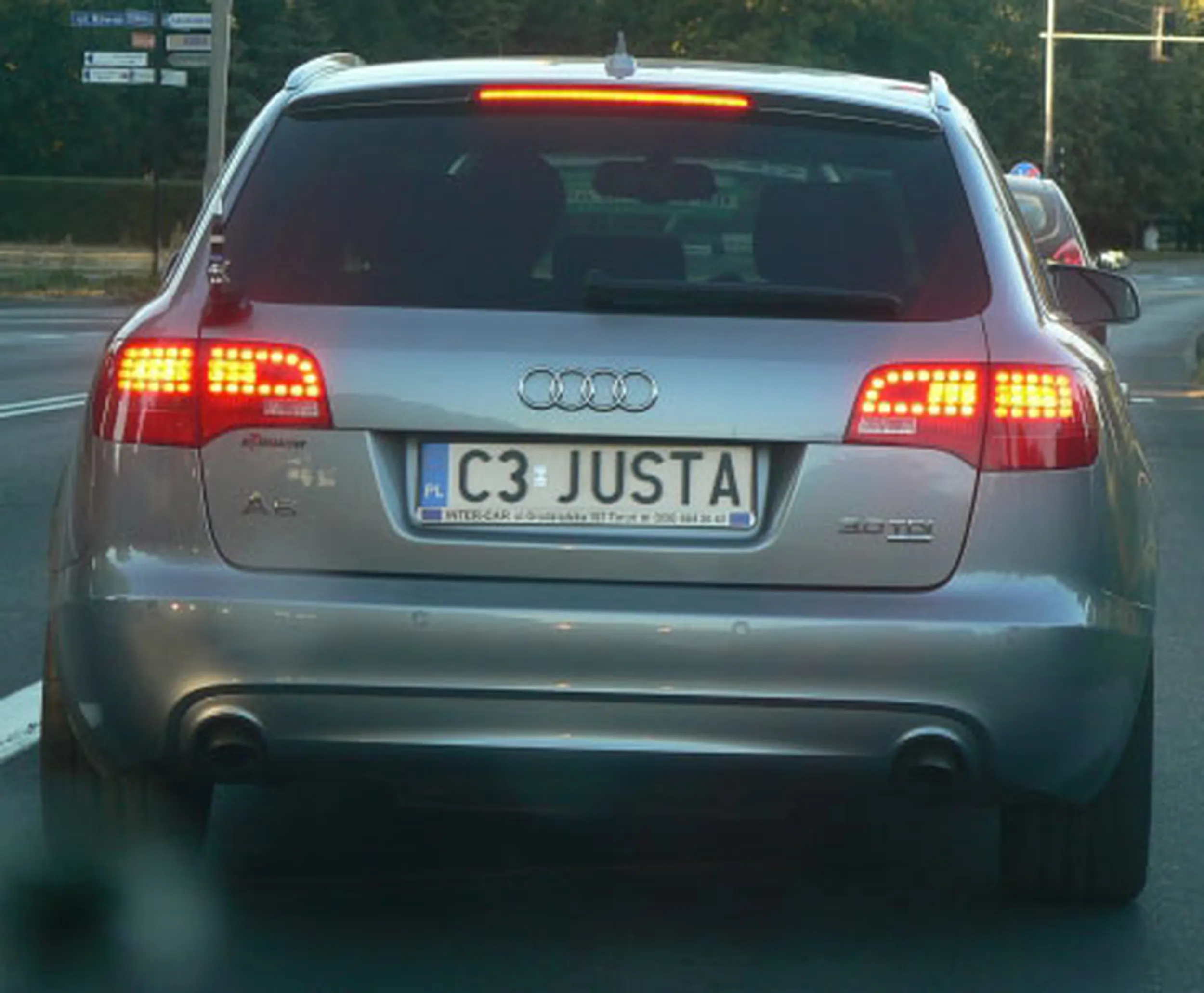 Fajny numer, blacha C3 JUSTA