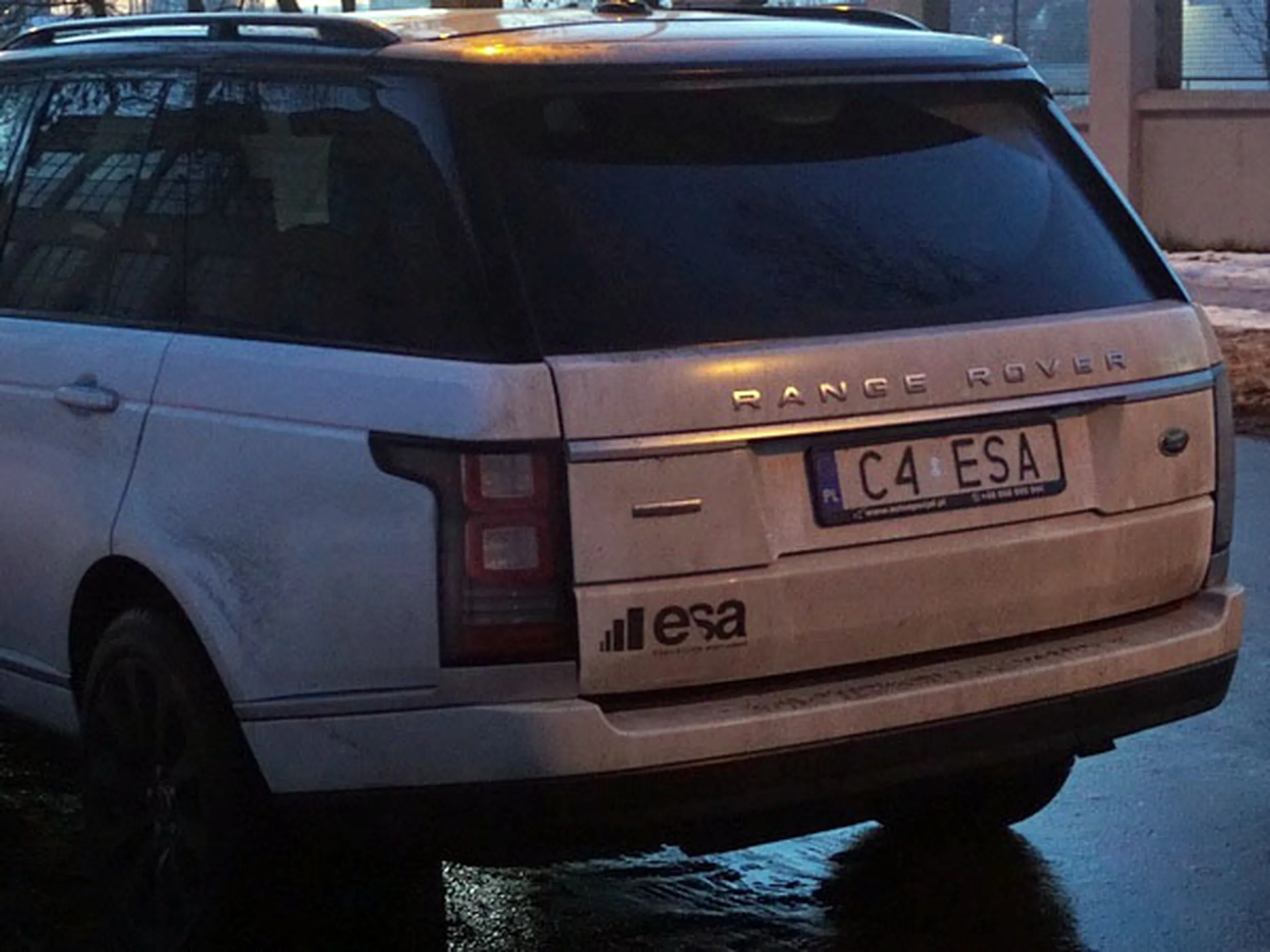 Fajny numer, blacha C4 ESA