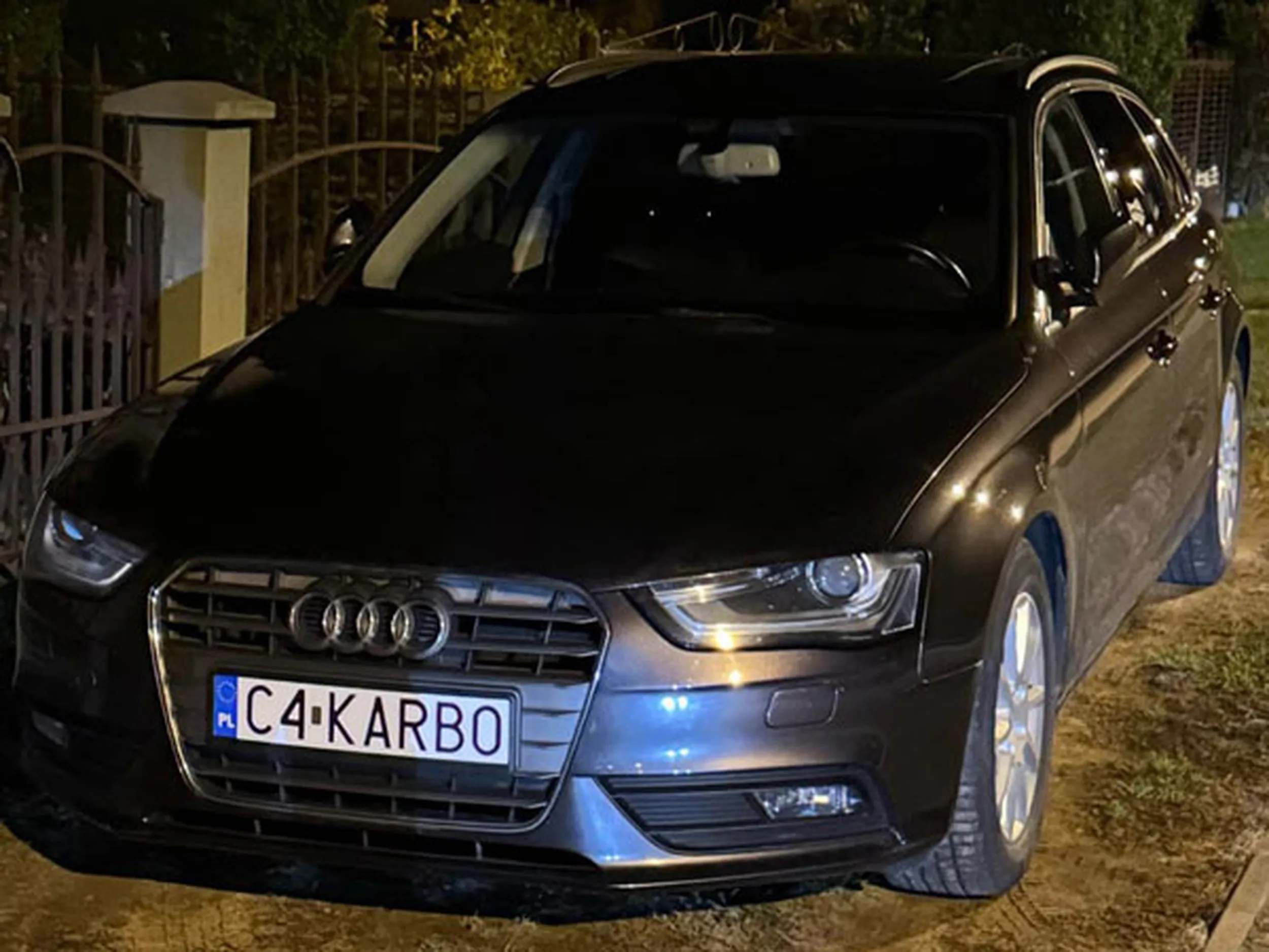 Fajny numer, blacha C4 KARBO