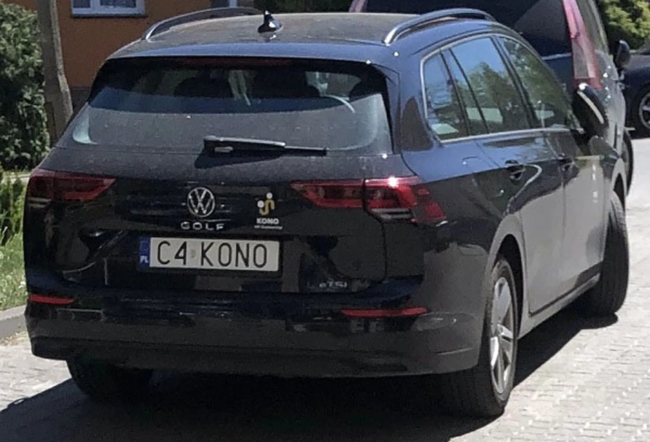 Fajny numer, blacha C4 KONO