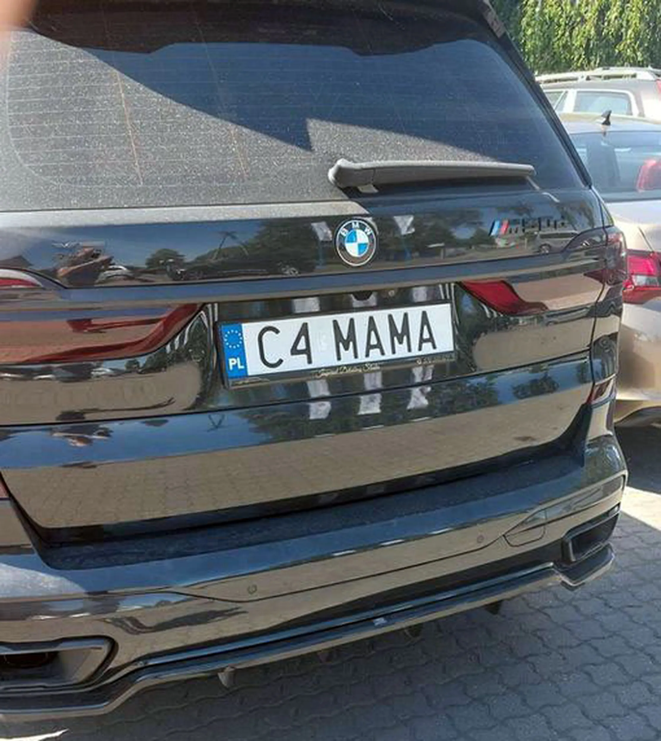 Fajny numer, blacha C4 MAMA