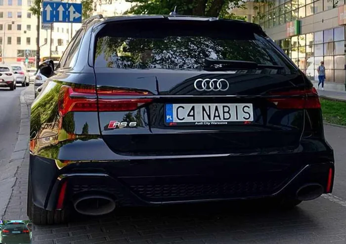 Fajny numer, blacha C4 NABIS