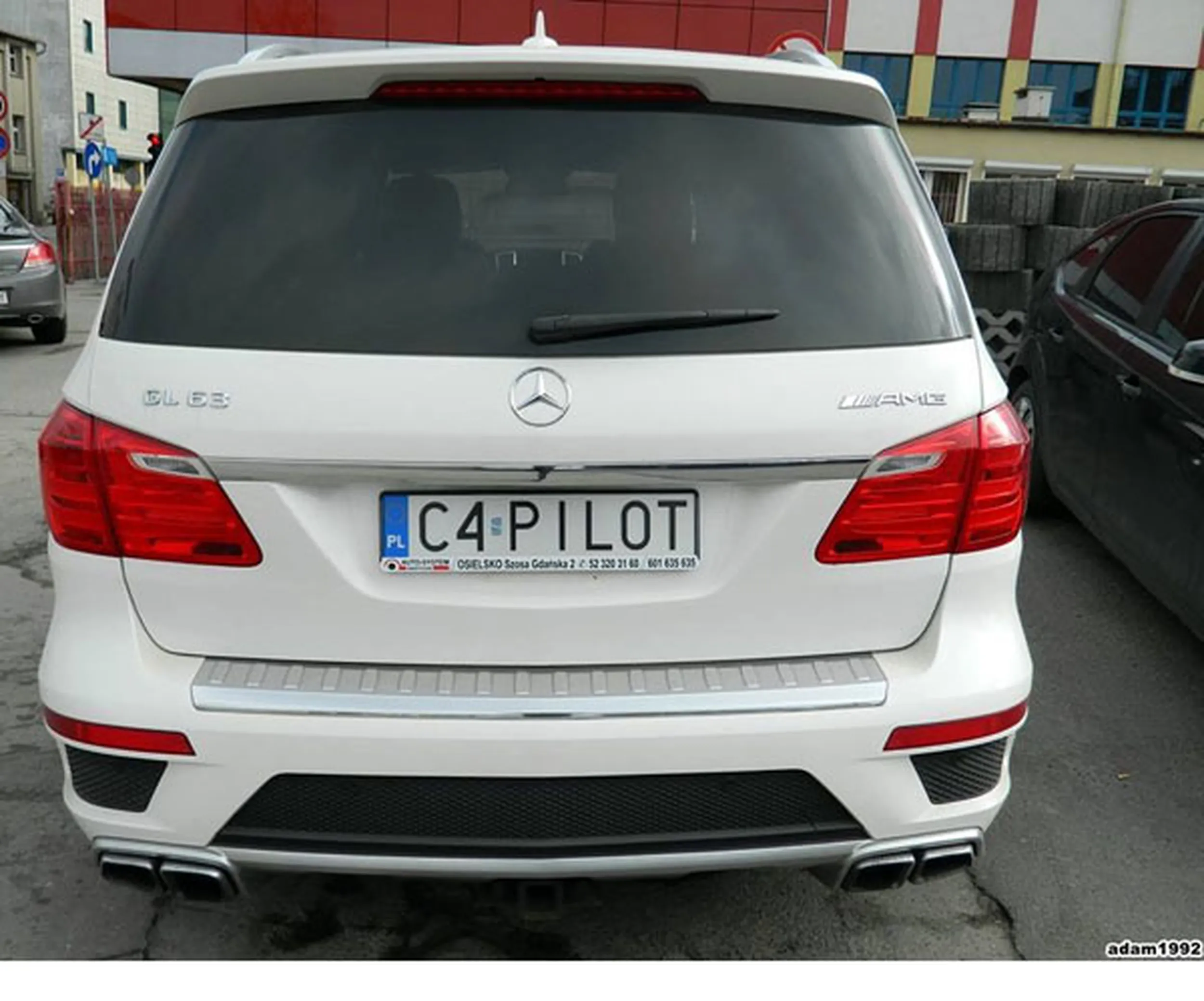 Fajny numer, blacha C4 PILOT