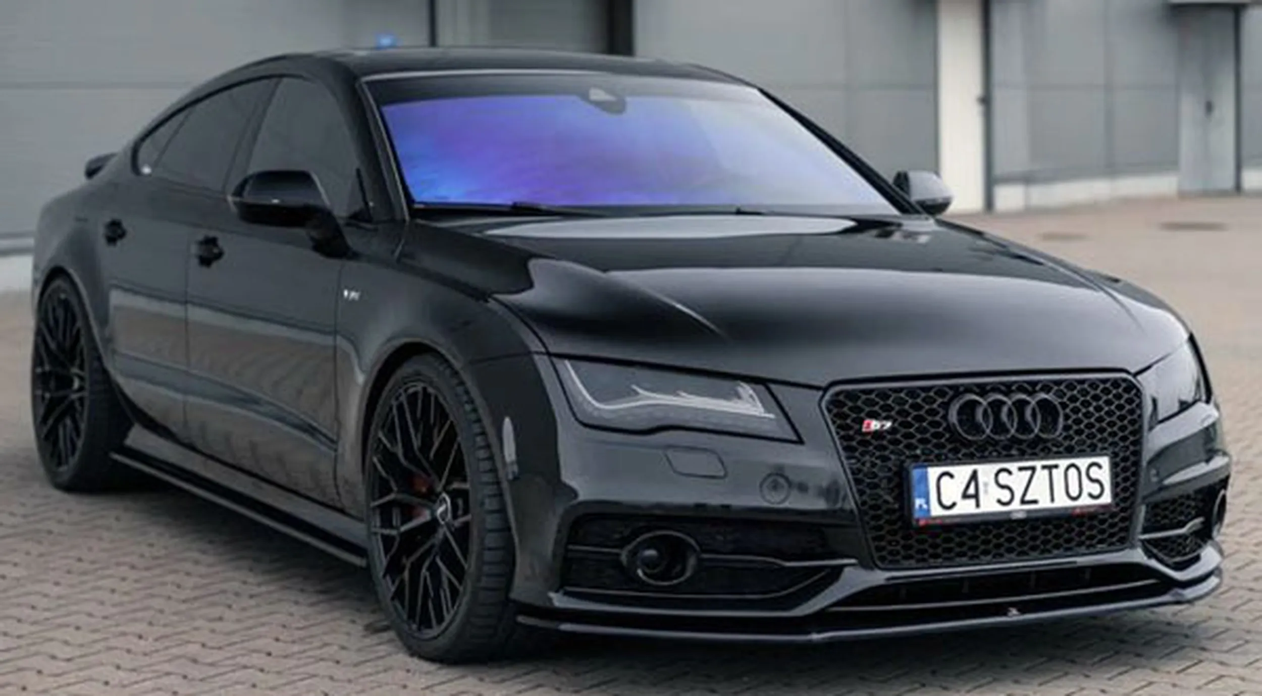 Fajny numer, blacha C4 SZTOS