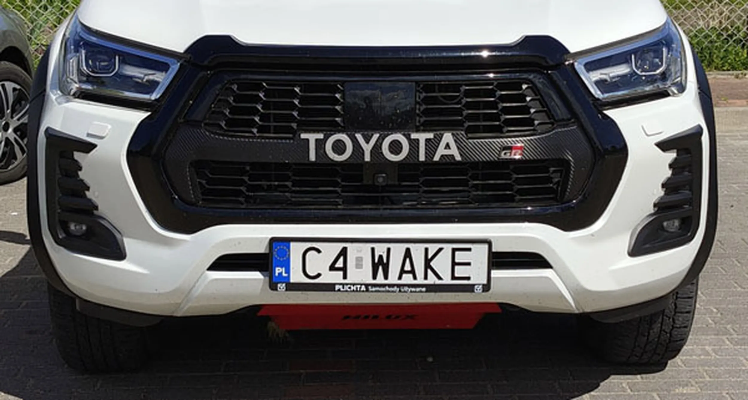 Fajny numer, blacha C4 WAKE