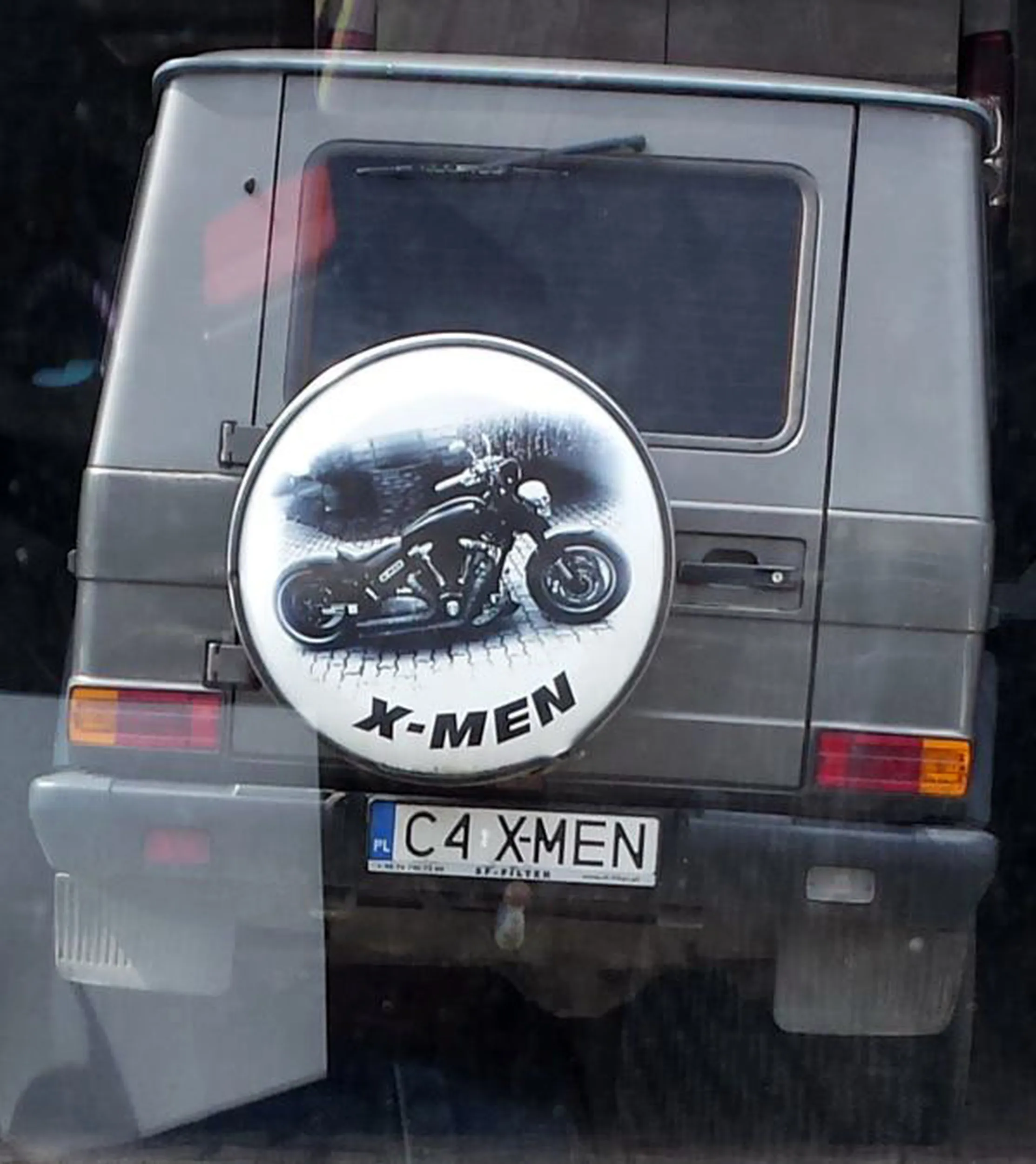 Fajny numer, blacha C4 XMEN