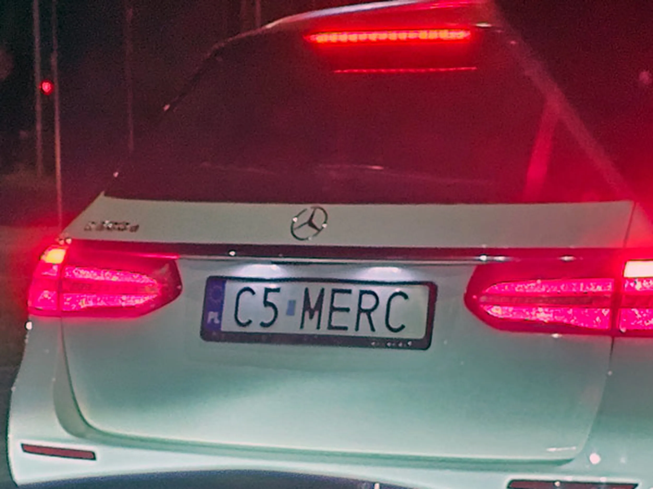 Fajny numer, blacha C5 MERC