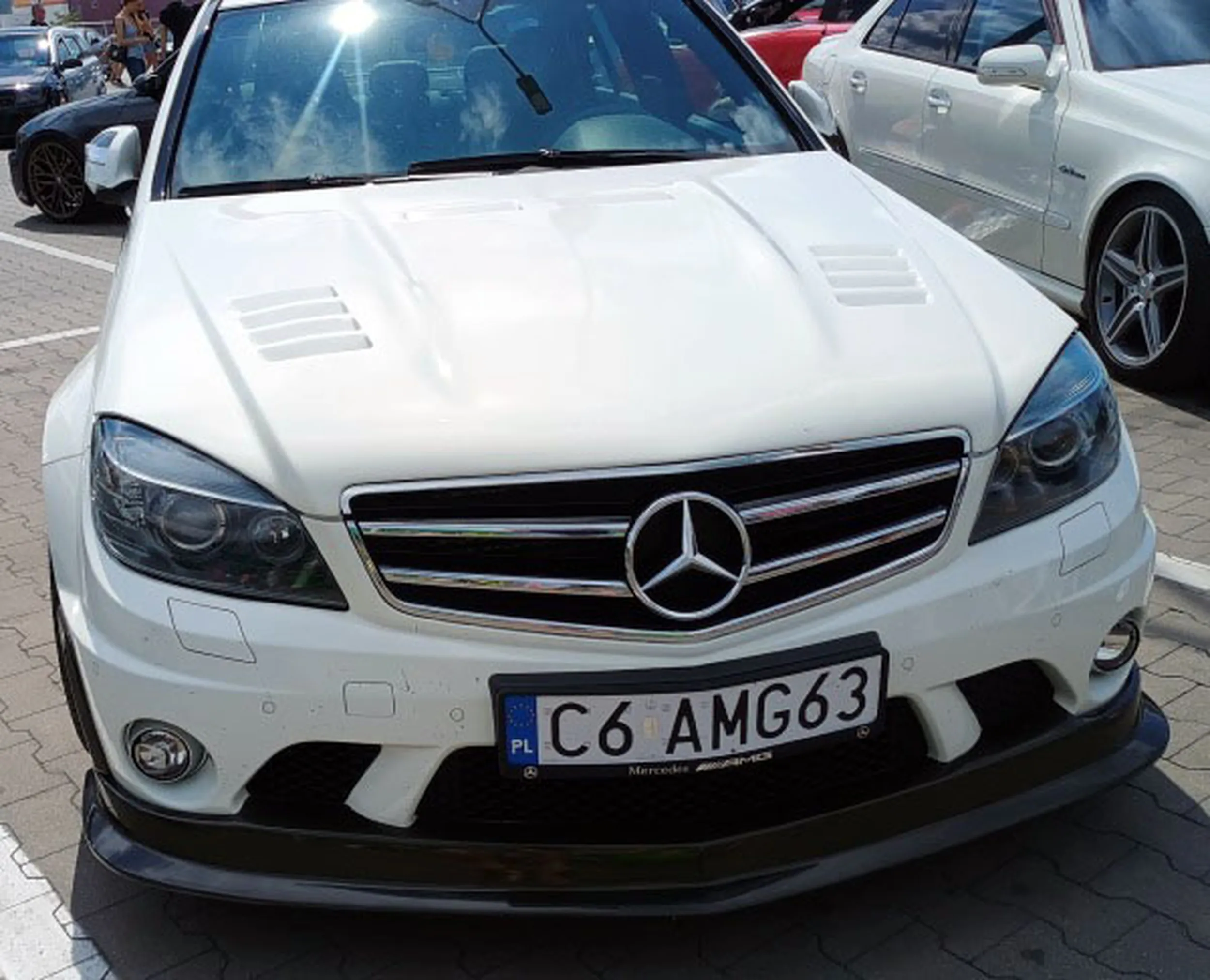 Fajny numer, blacha C6 AMG63