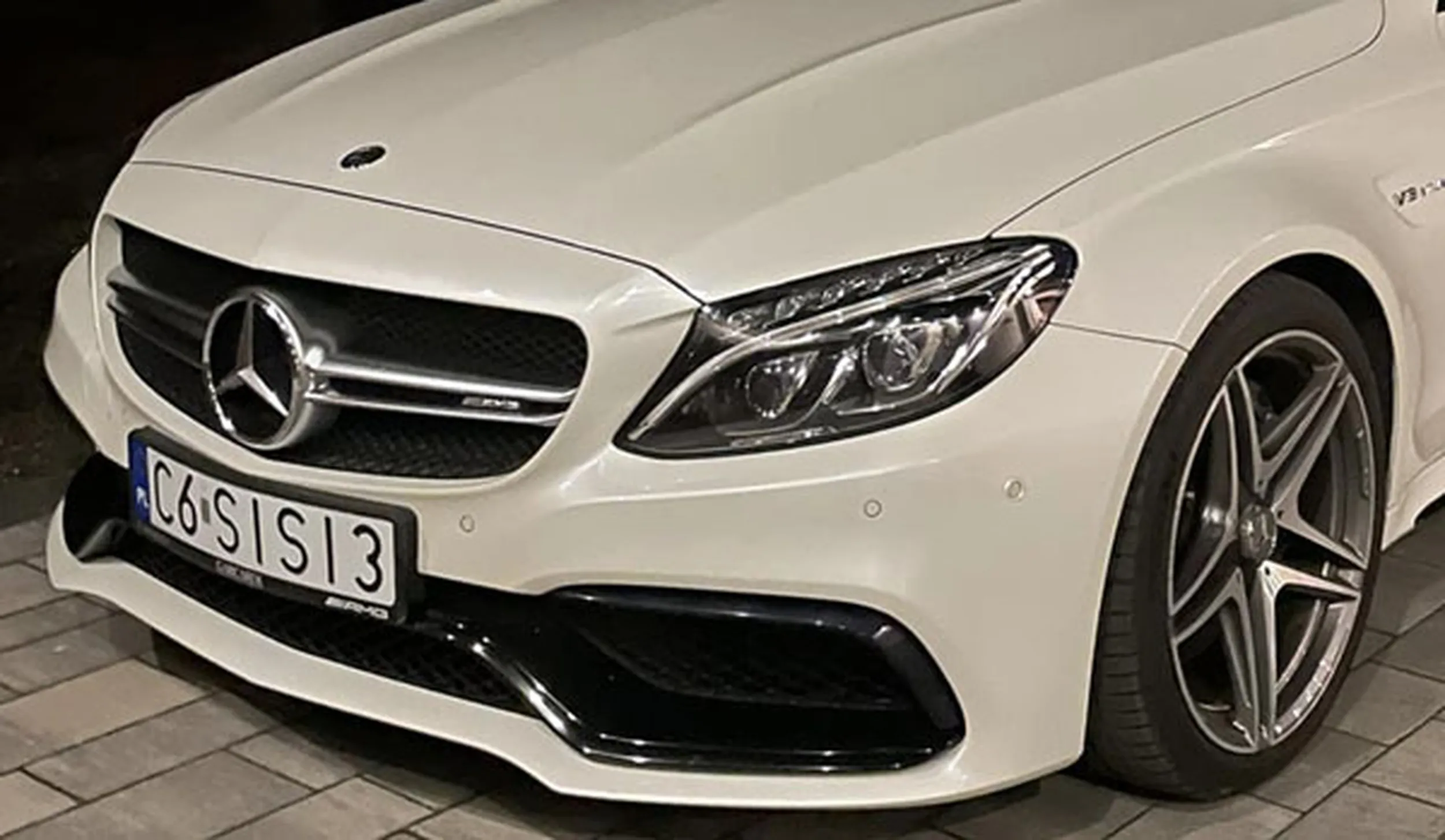 Fajny numer, blacha C6 SISI3