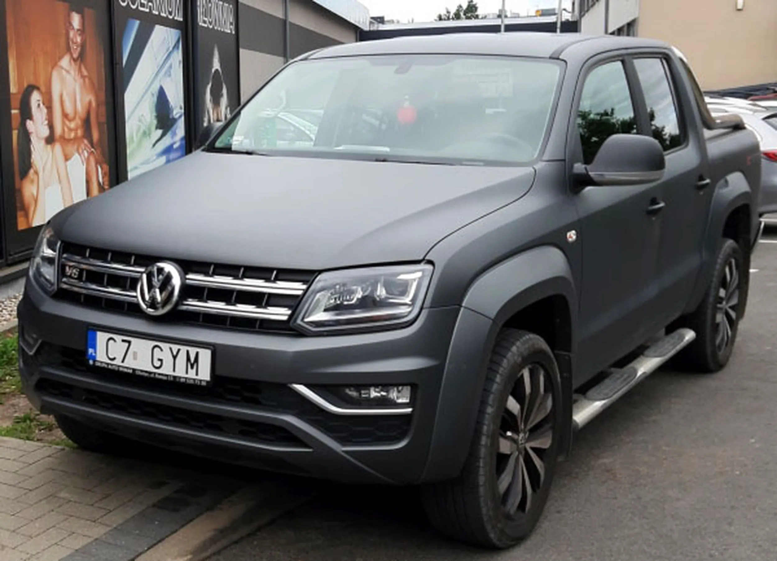 Fajny numer, blacha C7 GYM