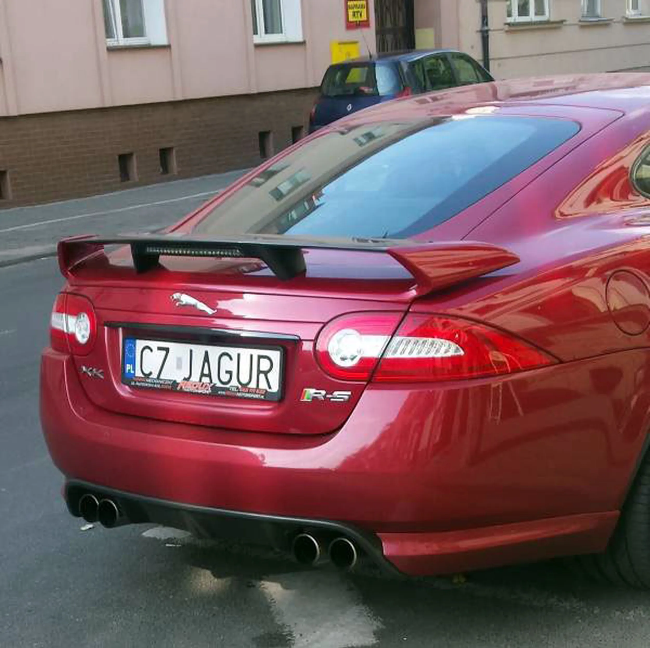 Fajny numer, blacha C7 JAGUR