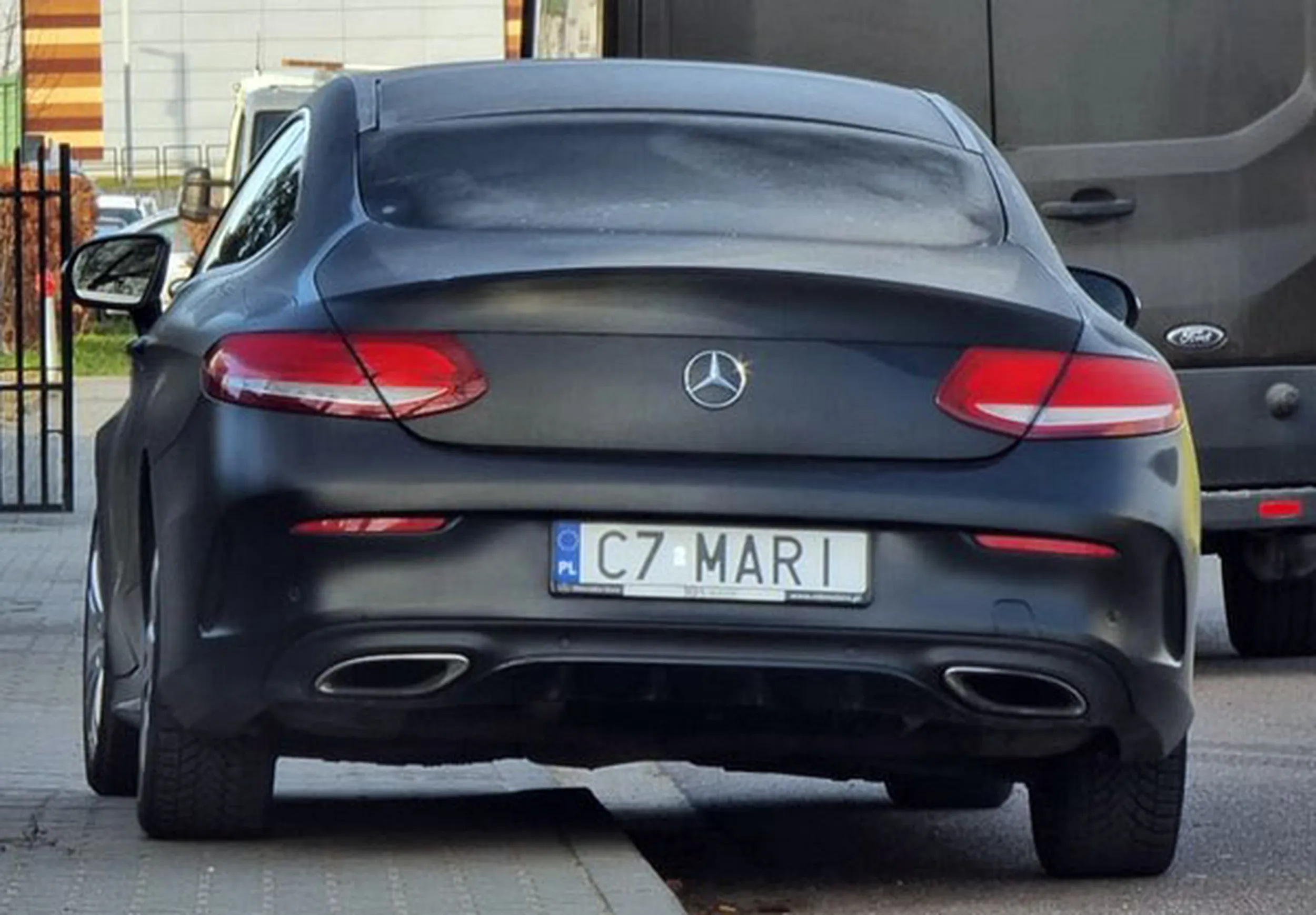 Fajny numer, blacha C7 MARI