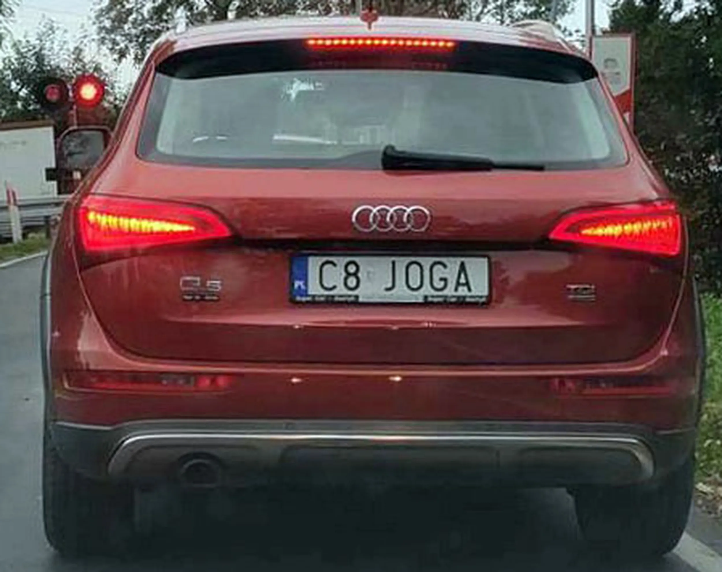 Fajny numer, blacha C8 JOGA