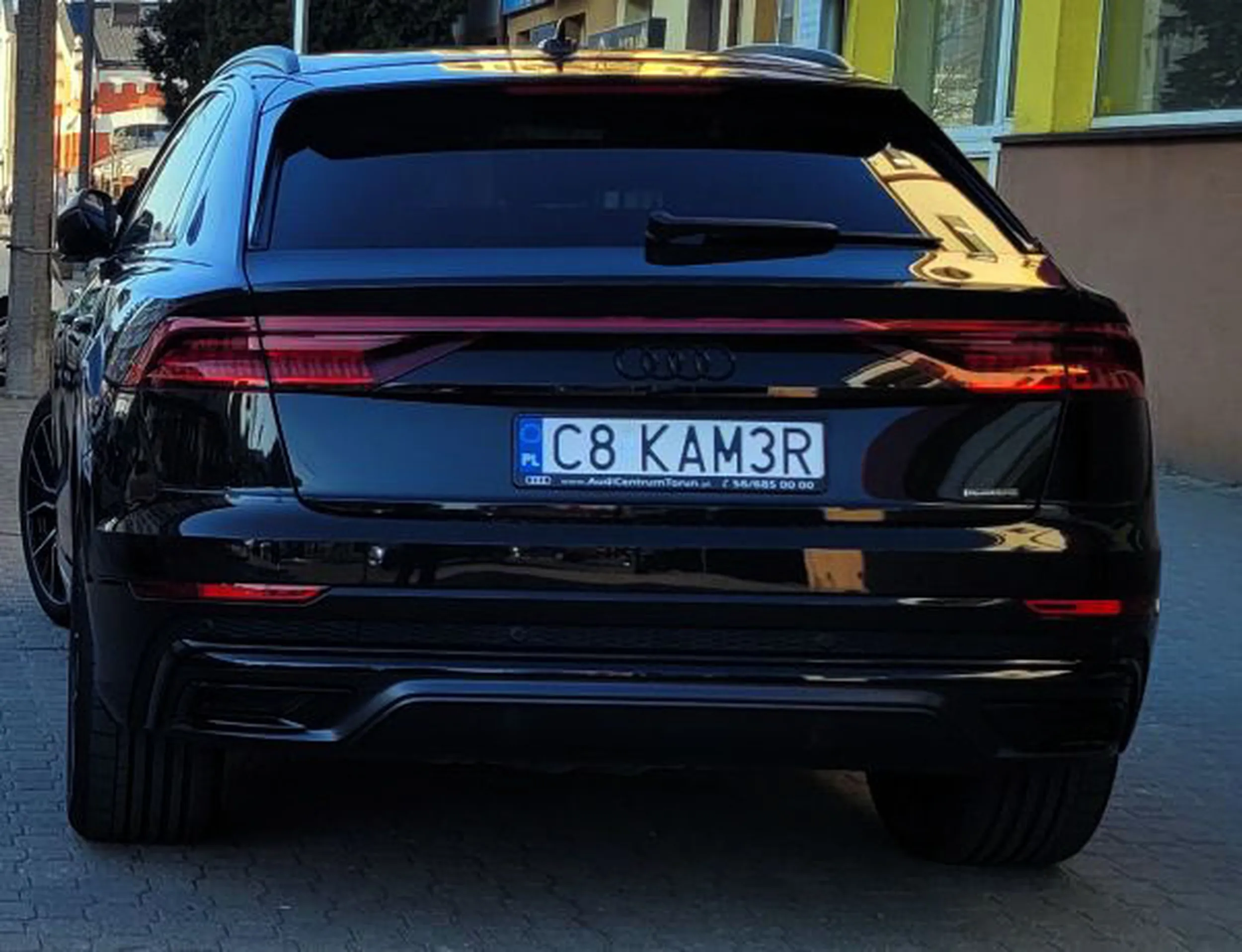 Fajny numer, blacha C8 KAM3R